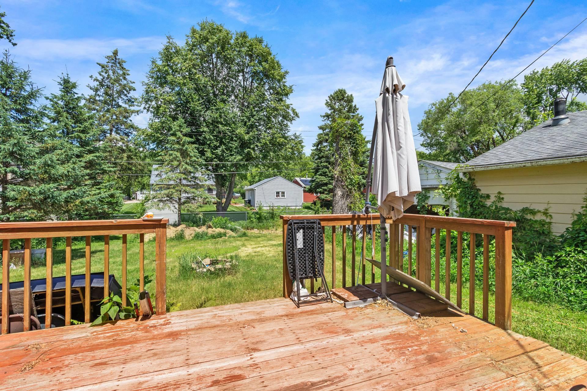 View of Residential at 527 Emil Avenue, Shoreview MN 55126, Shoreview (30 of 31) - Mike Wilen | Minnesota Team Real Estate