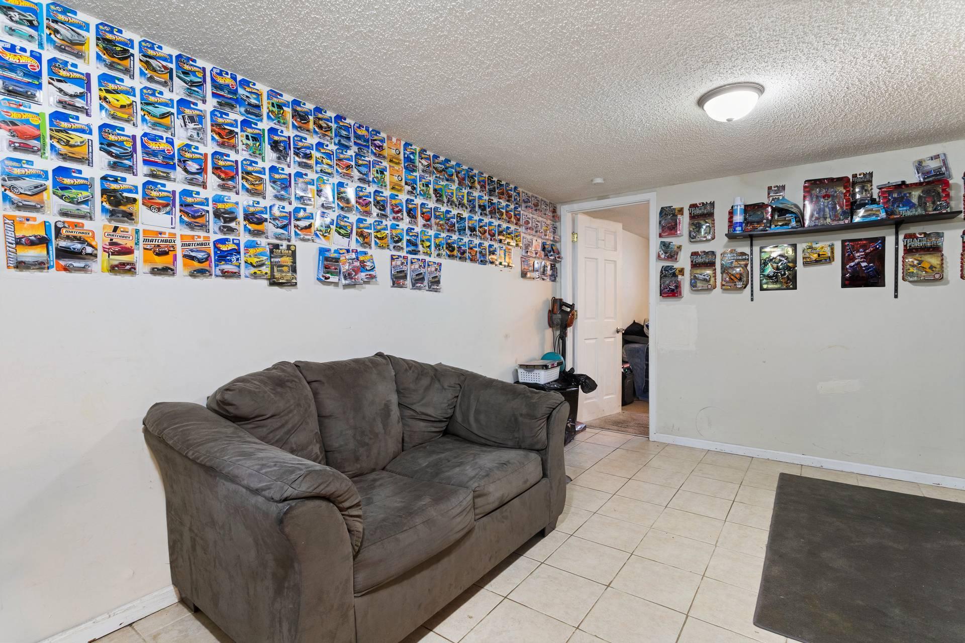 View of Residential at 527 Emil Avenue, Shoreview MN 55126, Shoreview (26 of 31) - Mike Wilen | Minnesota Team Real Estate
