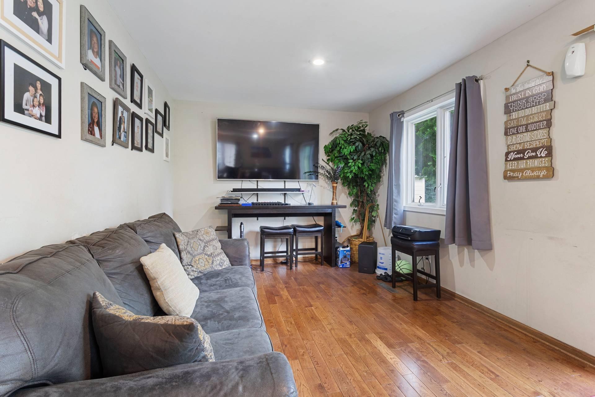 View of Residential at 527 Emil Avenue, Shoreview MN 55126, Shoreview (13 of 31) - Mike Wilen | Minnesota Team Real Estate