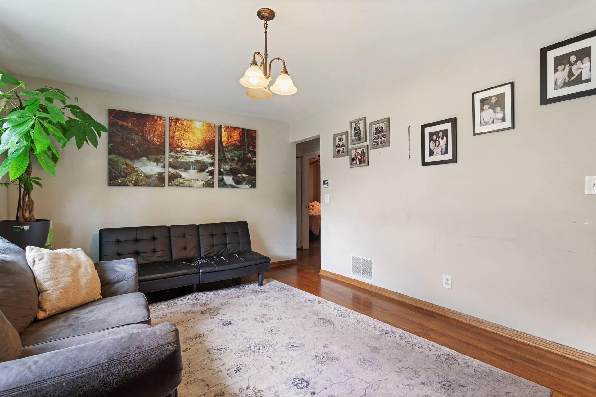 View of Residential at 527 Emil Avenue, Shoreview MN 55126, Shoreview (4 of 31) - Mike Wilen | Minnesota Team Real Estate