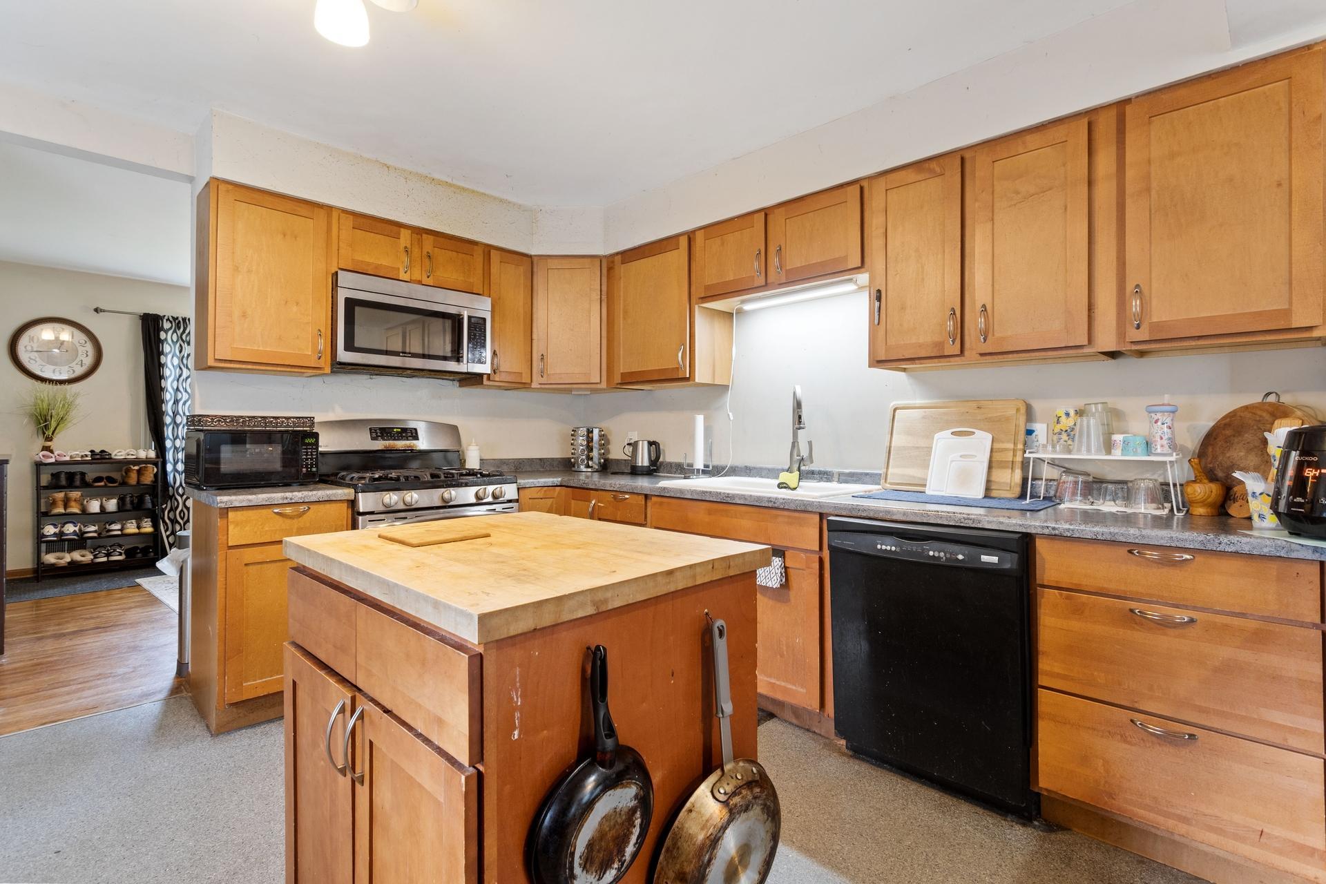 View of Residential at 527 Emil Avenue, Shoreview MN 55126, Shoreview (14 of 31) - Mike Wilen | Minnesota Team Real Estate