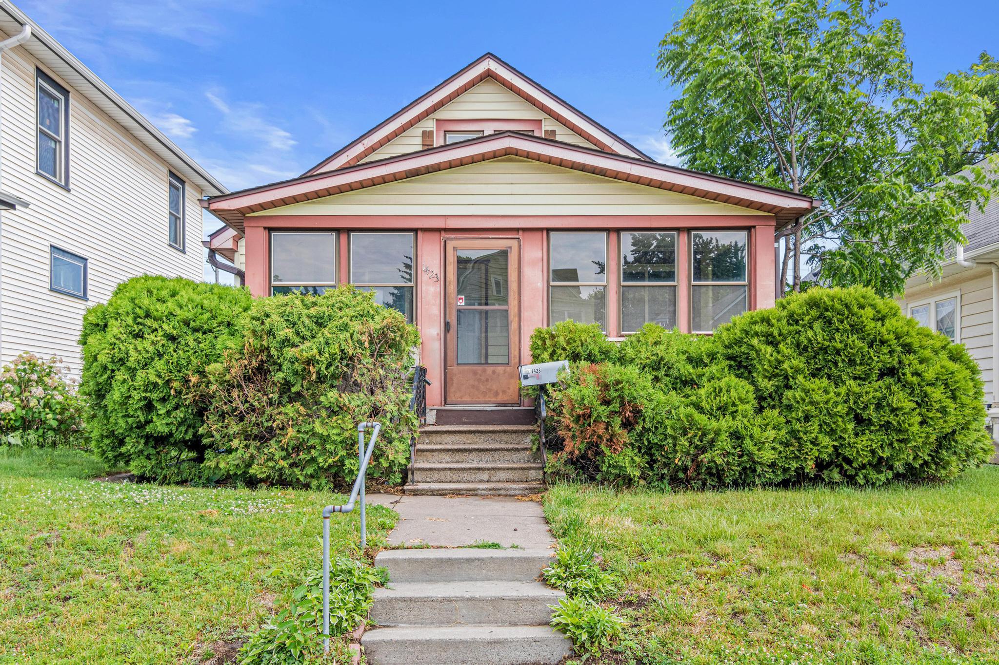 View of Residential at 1423 Thomas Avenue, Saint Paul MN 55104, Saint Paul - Mike Wilen | Minnesota Team Real Estate