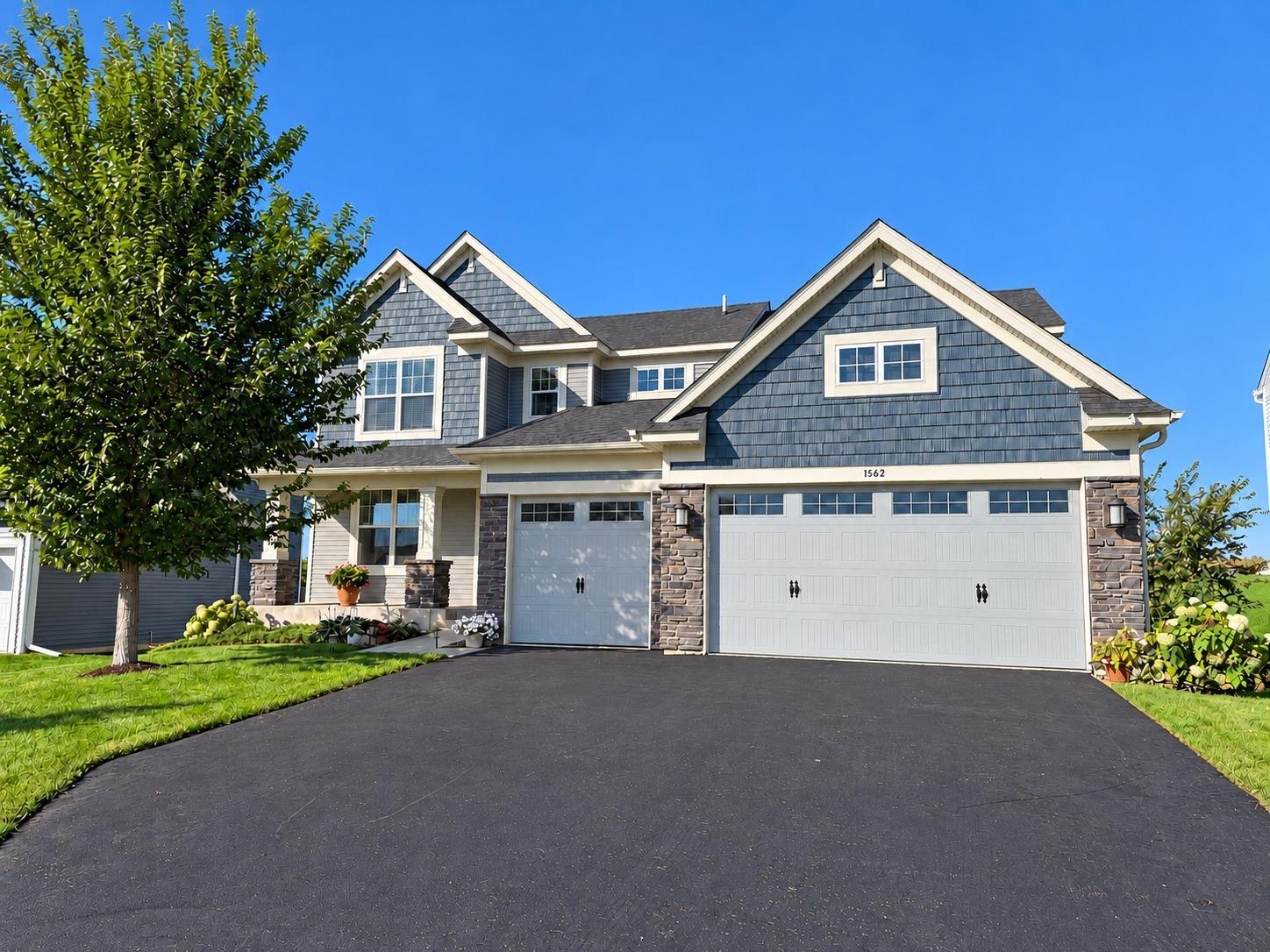 View of Single Family at 1562 Edgebrook Lane, Carver - Mike Wilen | Minnesota Team Real Estate