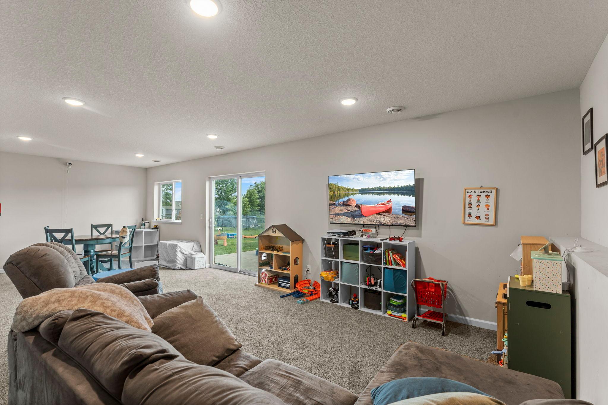 View of Residential at 1008 Mulberry Avenue, Montgomery MN 56069, Montgomery (23 of 66) - Mike Wilen | Minnesota Team Real Estate