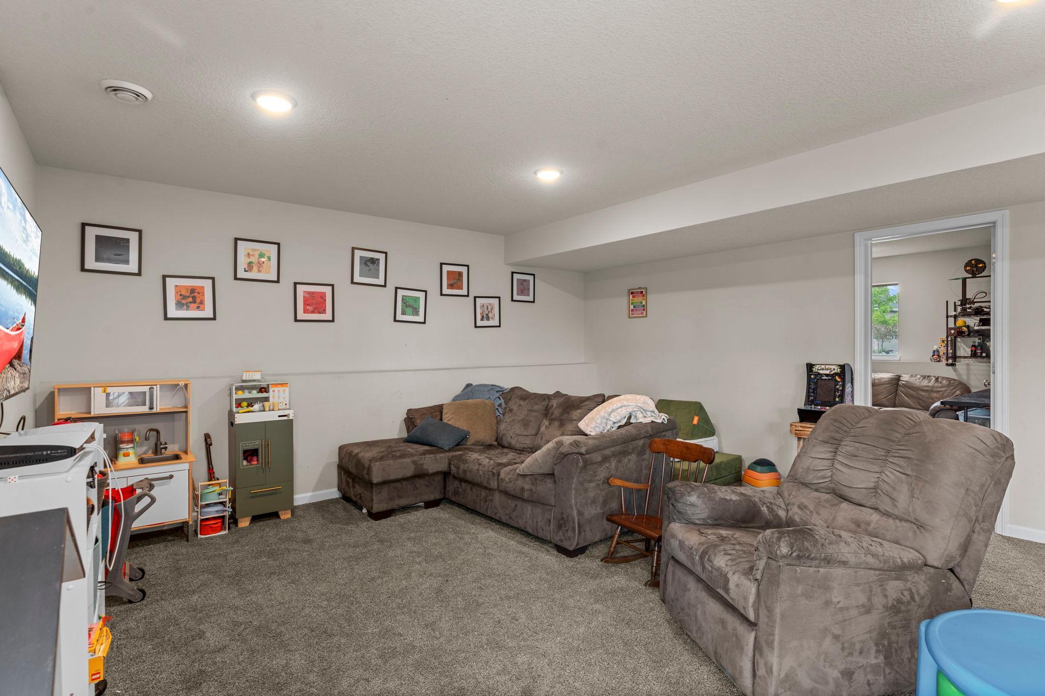 View of Residential at 1008 Mulberry Avenue, Montgomery MN 56069, Montgomery (25 of 66) - Mike Wilen | Minnesota Team Real Estate