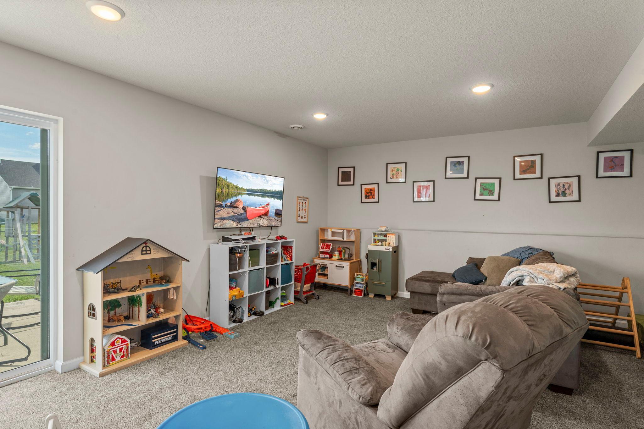 View of Residential at 1008 Mulberry Avenue, Montgomery MN 56069, Montgomery (24 of 66) - Mike Wilen | Minnesota Team Real Estate