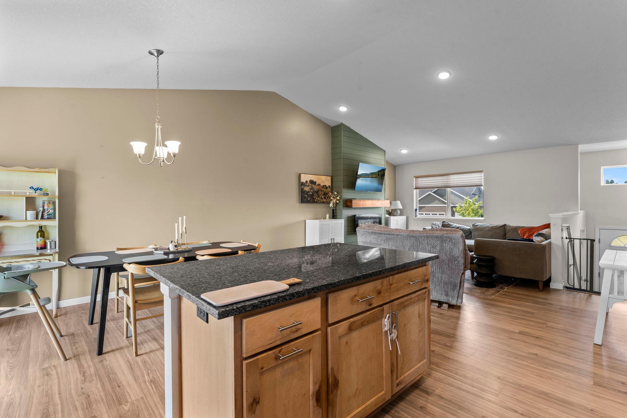 View of Residential at 1008 Mulberry Avenue, Montgomery MN 56069, Montgomery (5 of 66) - Mike Wilen | Minnesota Team Real Estate
