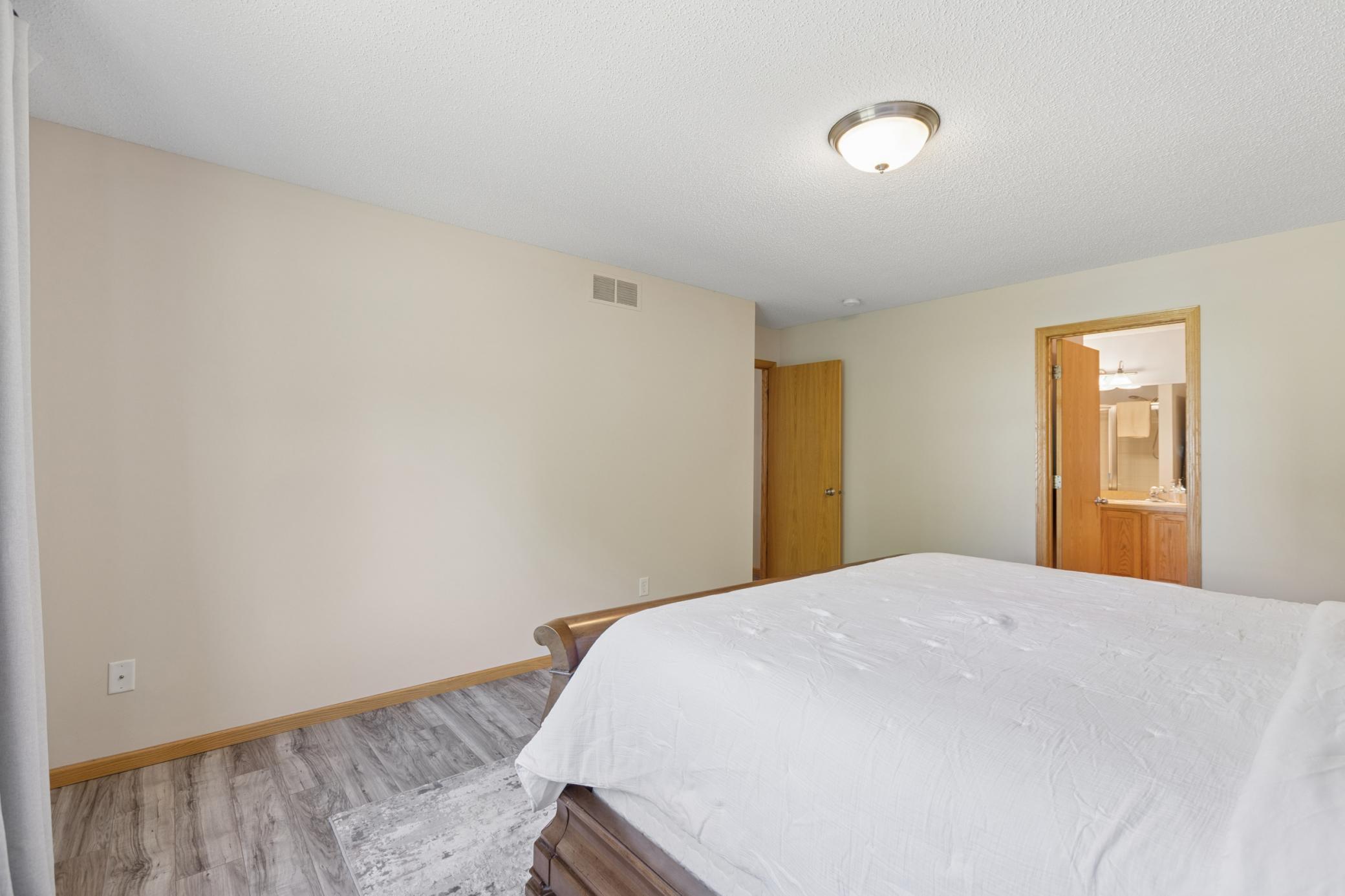View of Residential at 3951 Landings Drive, Saint Bonifacius MN 55375, Saint Bonifacius (19 of 40) - Mike Wilen | Minnesota Team Real Estate