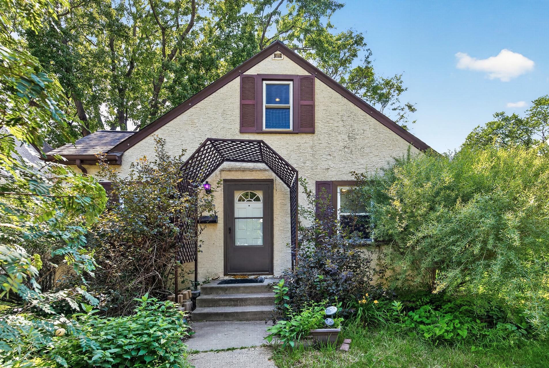 View of Residential at 5336 Hiawatha Lane, Minneapolis MN 55417, Minneapolis (2 of 29) - Mike Wilen | Minnesota Team Real Estate