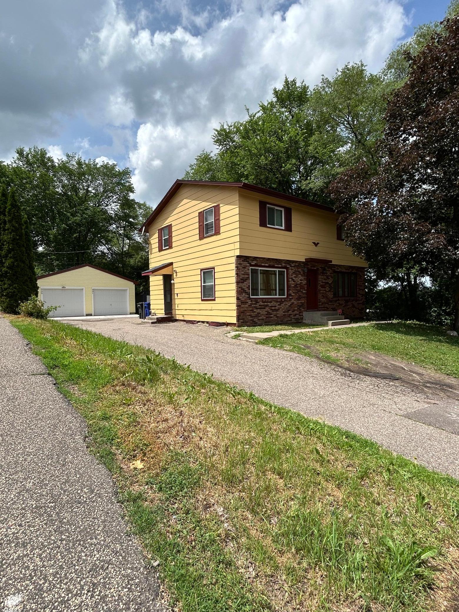 View of Residential Income at 331-333 McKnight Road, Saint Paul MN 55119, Saint Paul (3 of 46) - Mike Wilen | Minnesota Team Real Estate