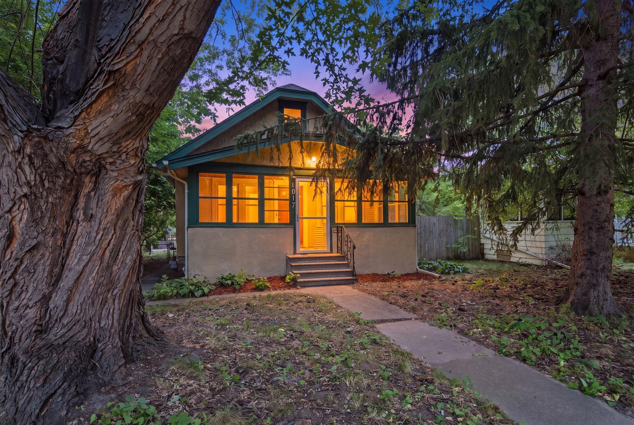View of Single Family at 1017 Maryland Avenue, Saint Paul - Mike Wilen | Minnesota Team Real Estate