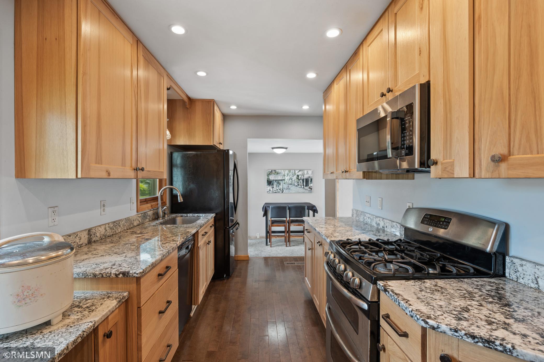 View of Residential at 609 Nevada Avenue, Saint Paul MN 55130, Saint Paul (2 of 20) - Mike Wilen | Minnesota Team Real Estate
