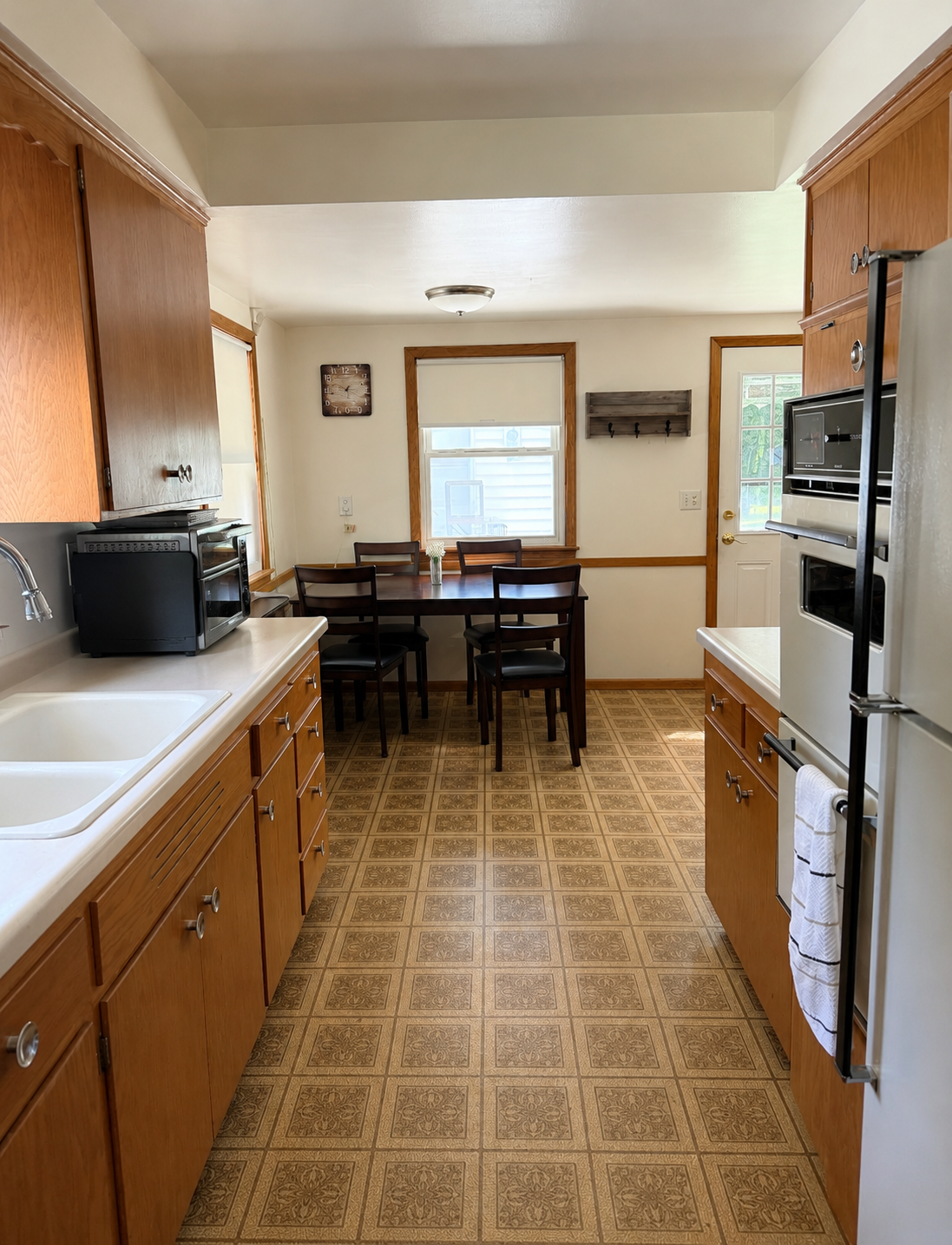 View of Residential at 8245 Del Drive, New Hope MN 55428, New Hope (3 of 14) - Mike Wilen | Minnesota Team Real Estate