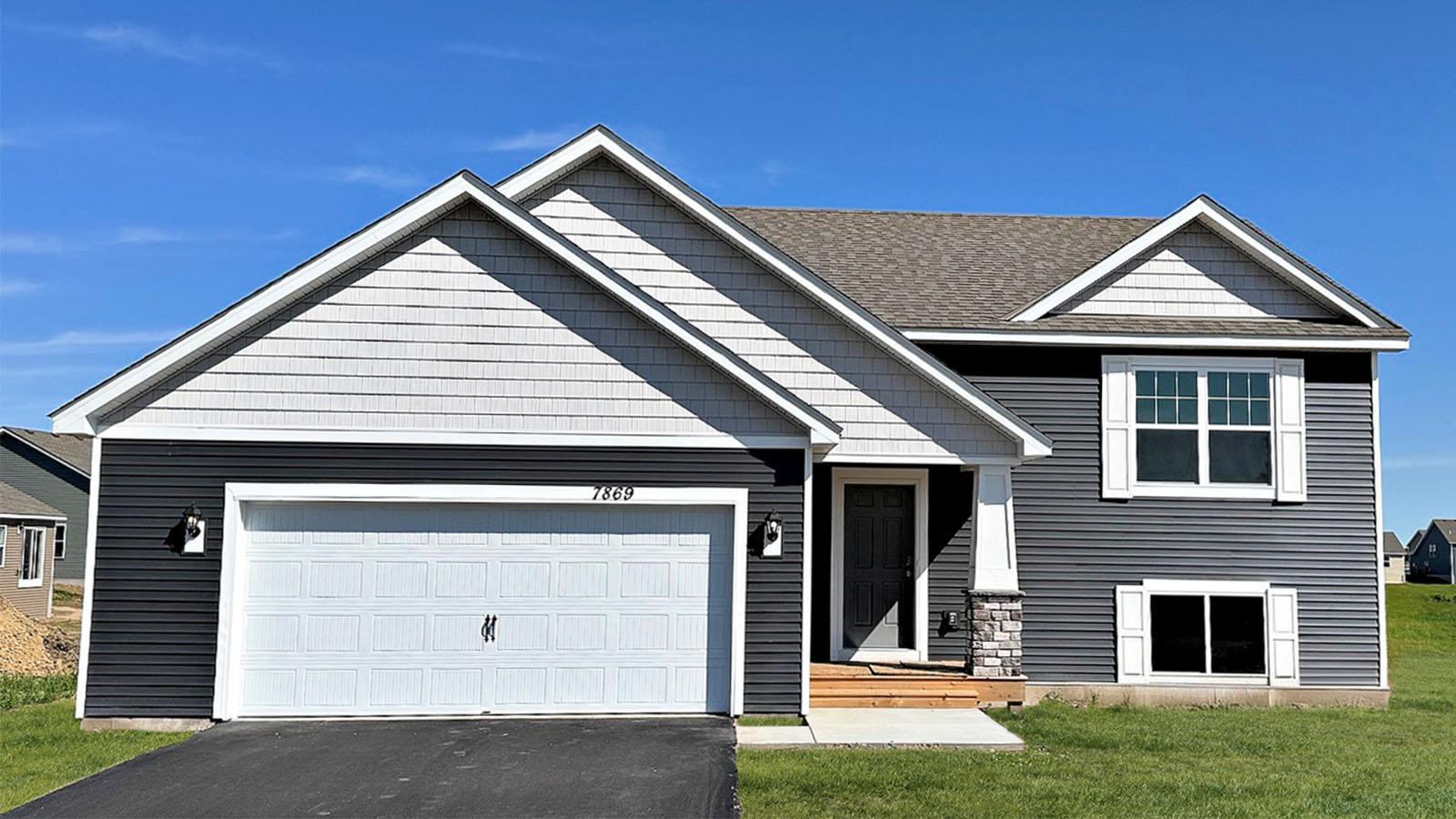 View of Residential at 2605 Denali Court, Shakopee MN 55379, Shakopee - Mike Wilen | Minnesota Team Real Estate