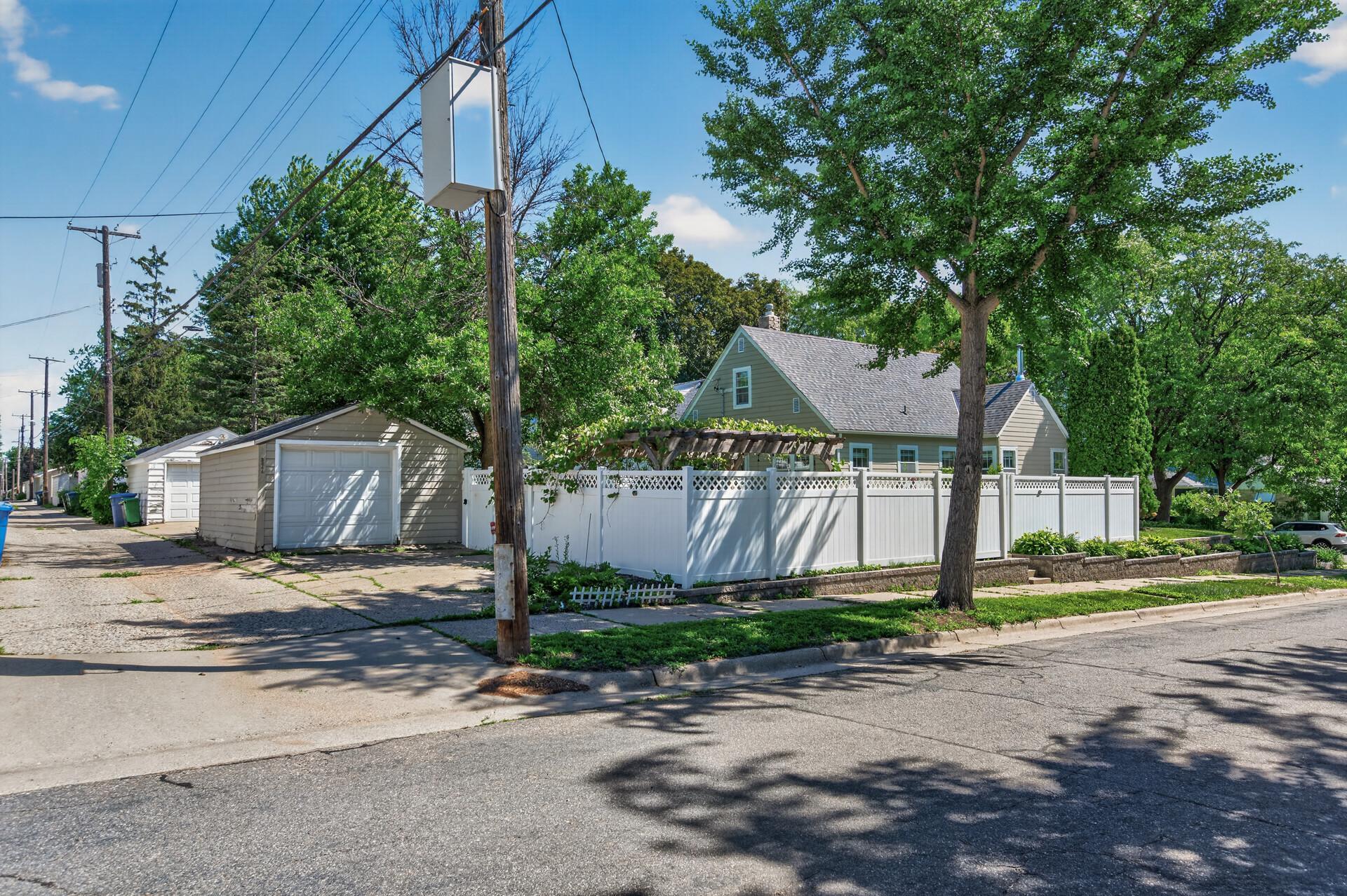 View of Residential at 5844 11th Avenue, Minneapolis MN 55417, Minneapolis (54 of 61) - Mike Wilen | Minnesota Team Real Estate