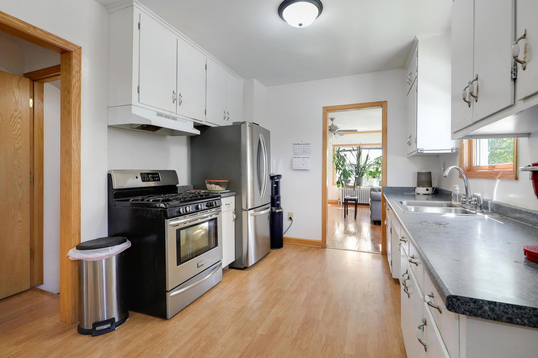 View of Residential at 6425 Fremont Avenue, Brooklyn Center MN 55430, Brooklyn Center (10 of 37) - Mike Wilen | Minnesota Team Real Estate