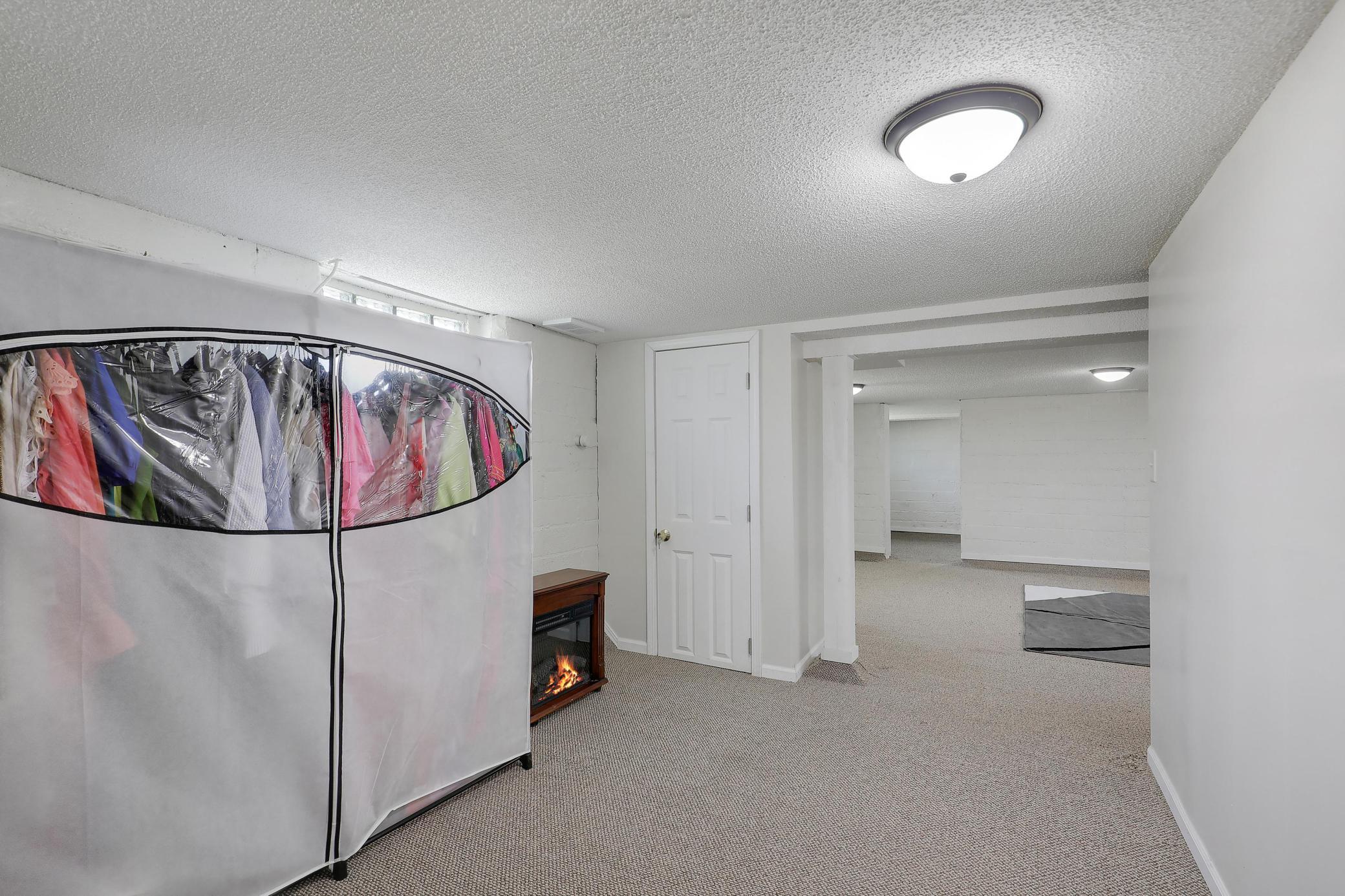 View of Residential at 6425 Fremont Avenue, Brooklyn Center MN 55430, Brooklyn Center (31 of 37) - Mike Wilen | Minnesota Team Real Estate