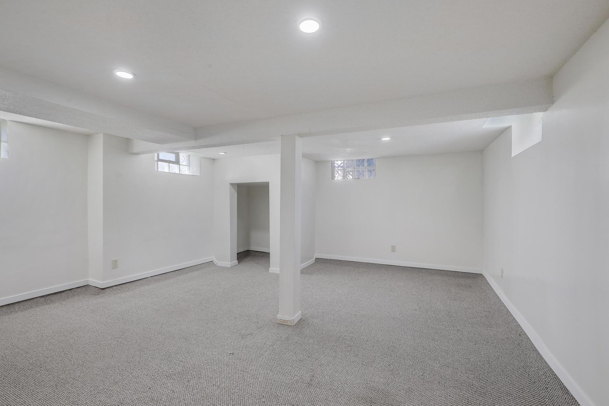 View of Residential at 6425 Fremont Avenue, Brooklyn Center MN 55430, Brooklyn Center (34 of 37) - Mike Wilen | Minnesota Team Real Estate