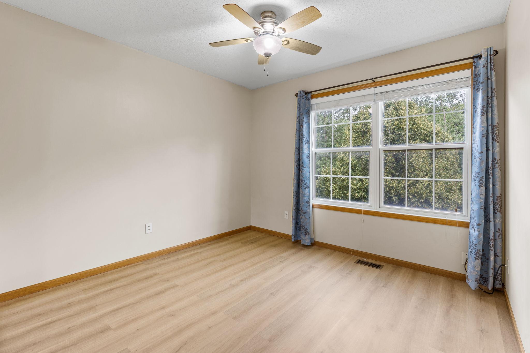 View of Residential at 1778 Riverside Drive, Shakopee MN 55379, Shakopee (17 of 30) - Mike Wilen | Minnesota Team Real Estate