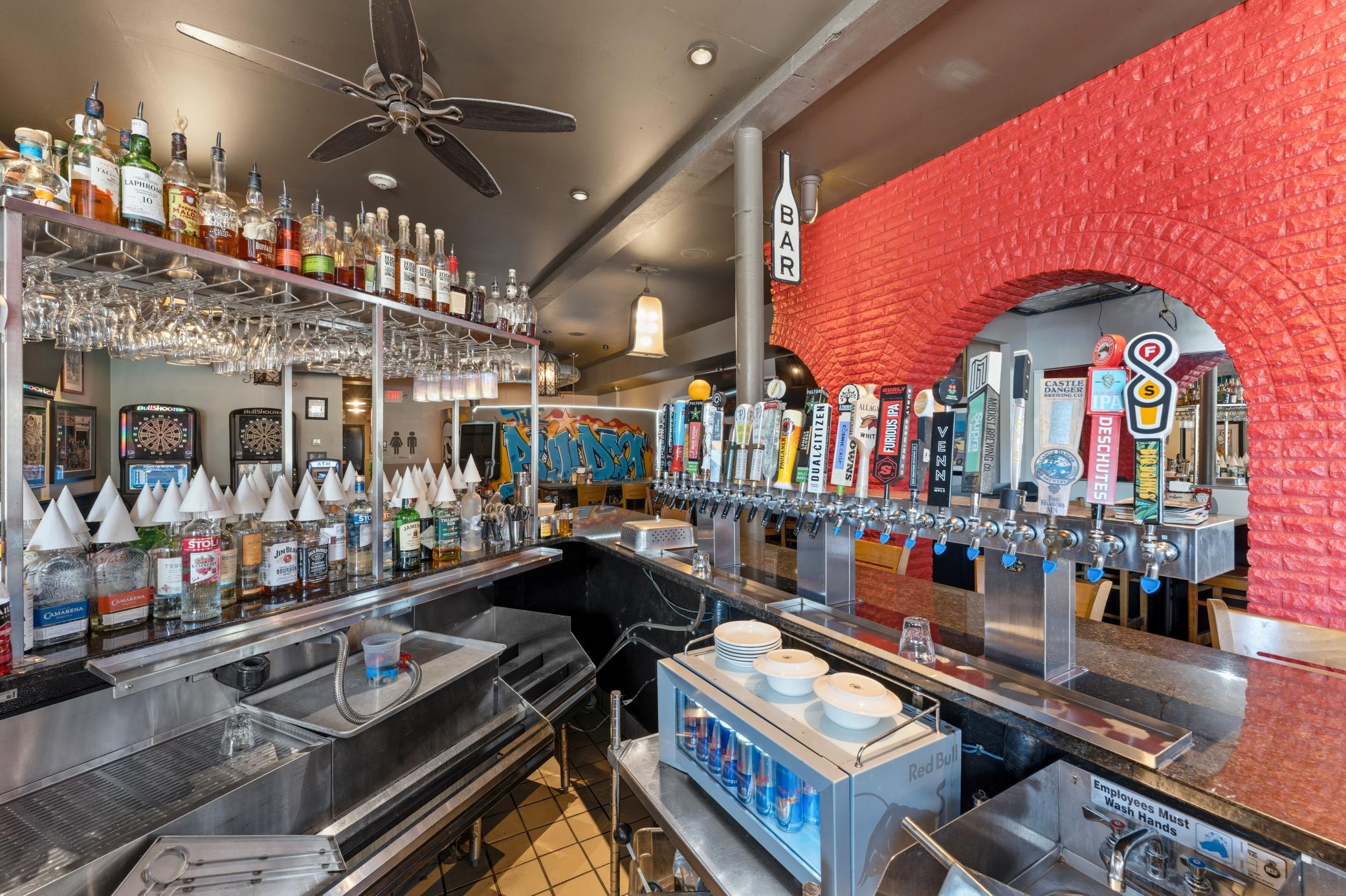 View of Commercial Sale at 1111 Hennepin Avenue, Minneapolis MN 55403, Minneapolis (11 of 18) - Mike Wilen | Minnesota Team Real Estate