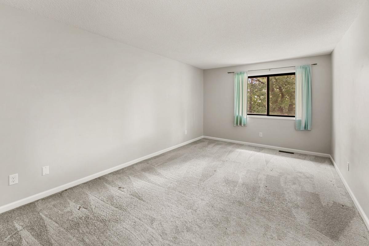 View of Residential at 5942 Fernwood Street, Shoreview MN 55126, Shoreview (19 of 29) - Mike Wilen | Minnesota Team Real Estate