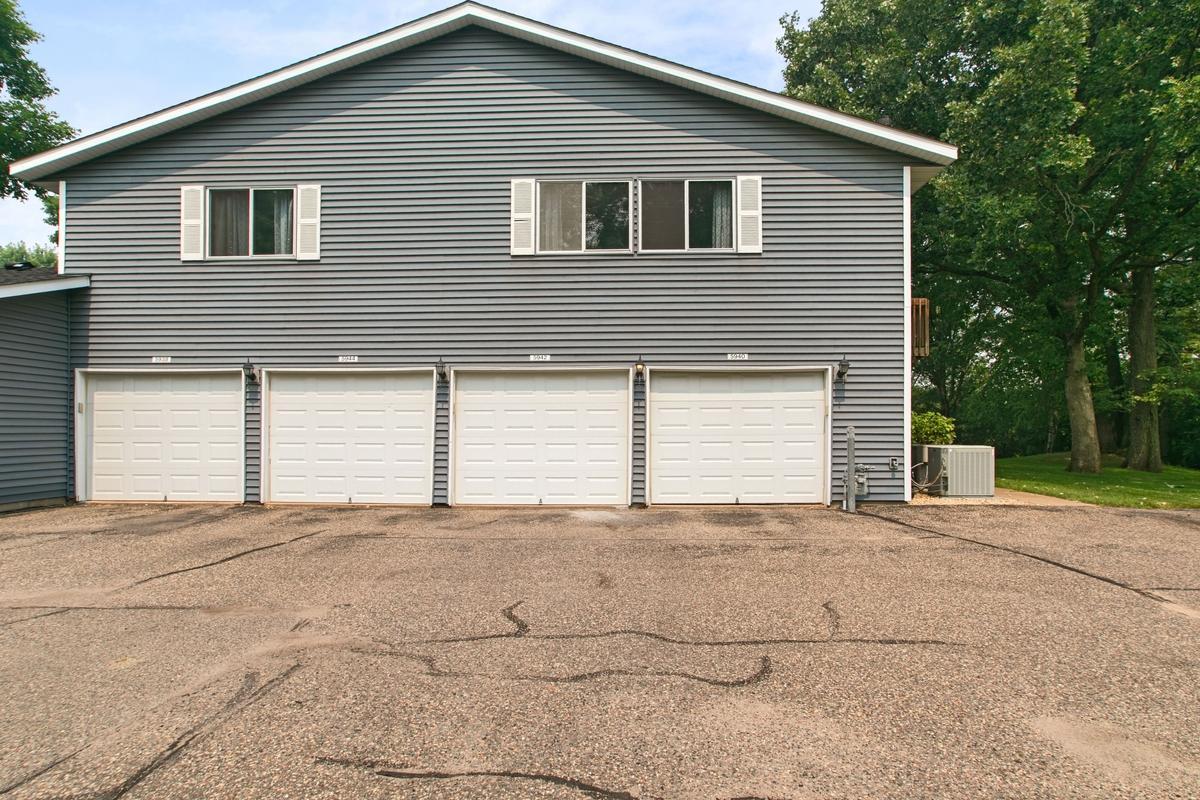 View of Residential at 5942 Fernwood Street, Shoreview MN 55126, Shoreview (23 of 29) - Mike Wilen | Minnesota Team Real Estate