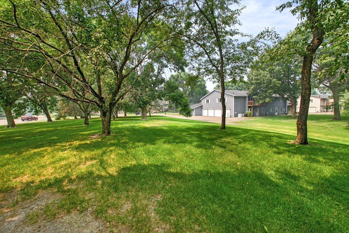View of Residential at 5942 Fernwood Street, Shoreview MN 55126, Shoreview (27 of 29) - Mike Wilen | Minnesota Team Real Estate