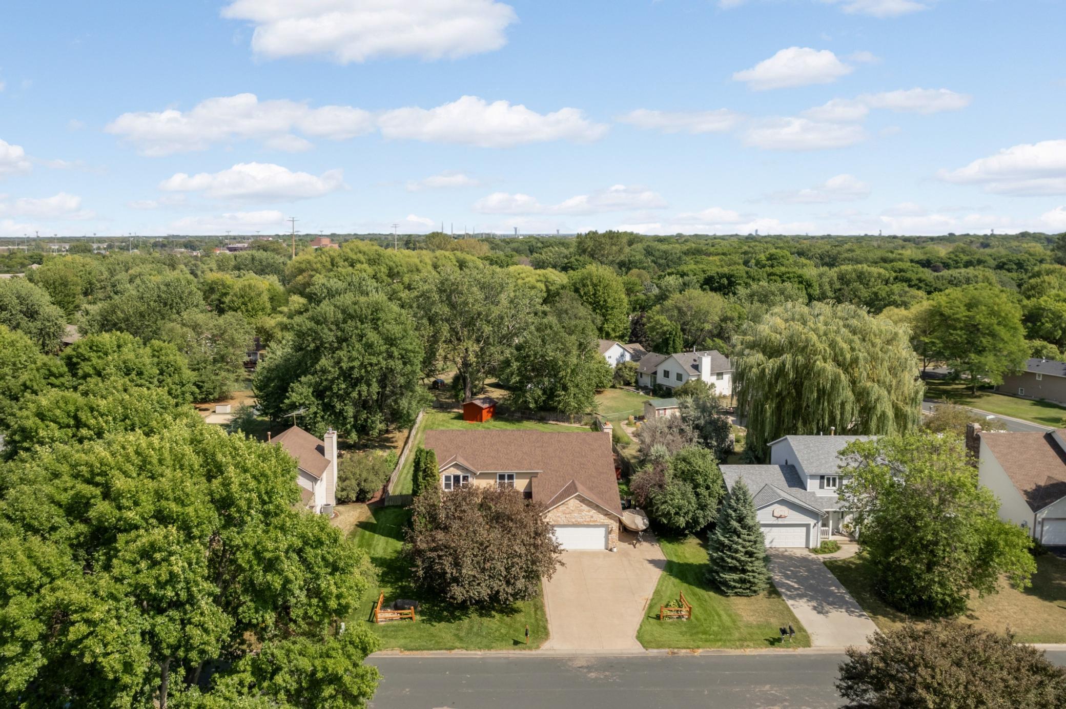 View of Residential at 9622 Polaris Lane, Maple Grove MN 55369, Maple Grove (25 of 31) - Mike Wilen | Minnesota Team Real Estate