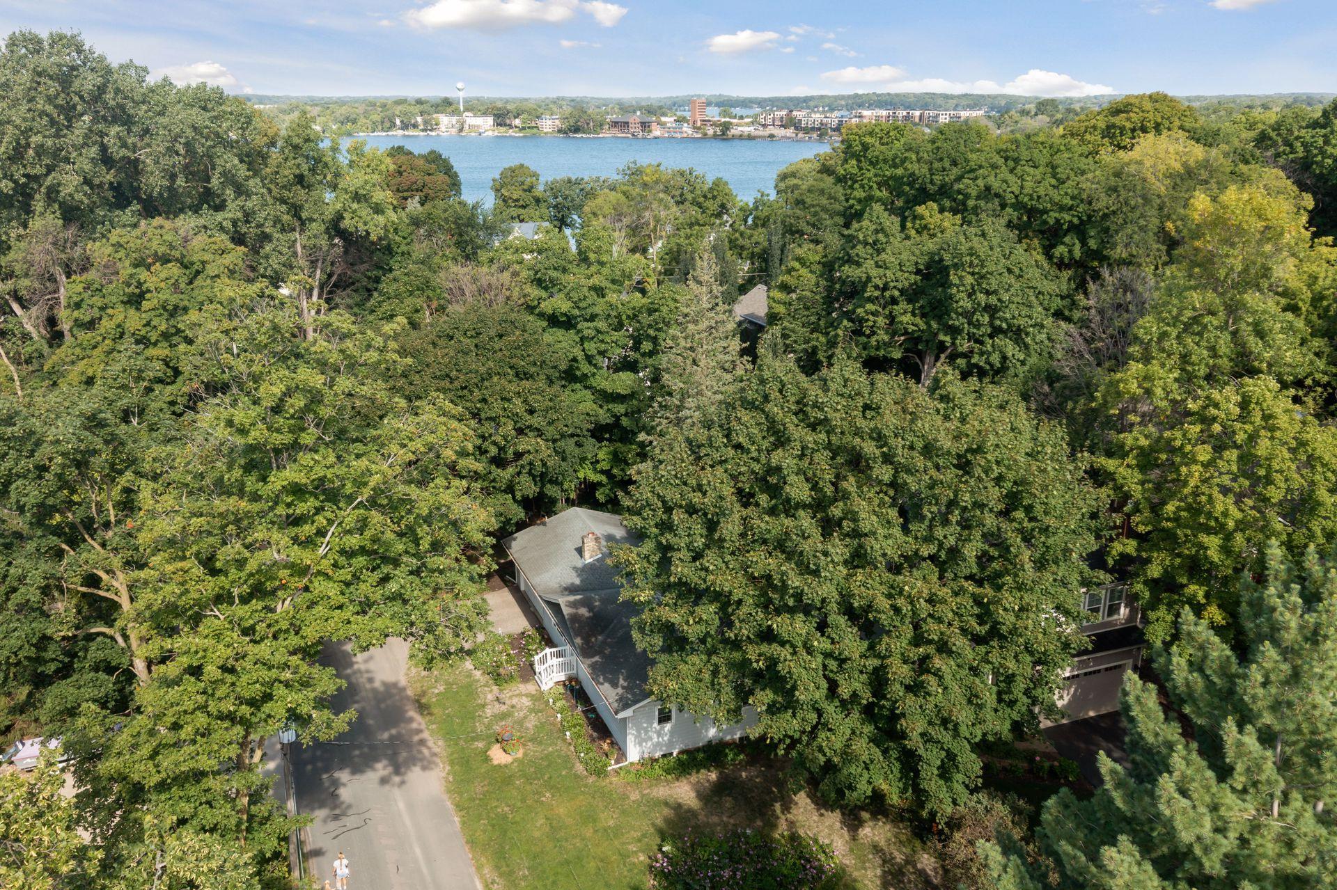 View of Residential at 2765 Ethel Avenue, Wayzata MN 55391, Wayzata (11 of 39) - Mike Wilen | Minnesota Team Real Estate