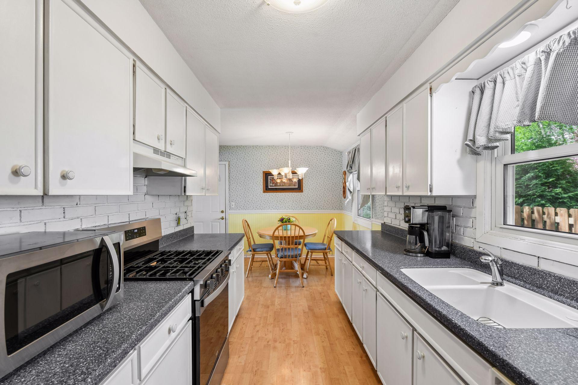 View of Residential at 2765 Ethel Avenue, Wayzata MN 55391, Wayzata (17 of 39) - Mike Wilen | Minnesota Team Real Estate