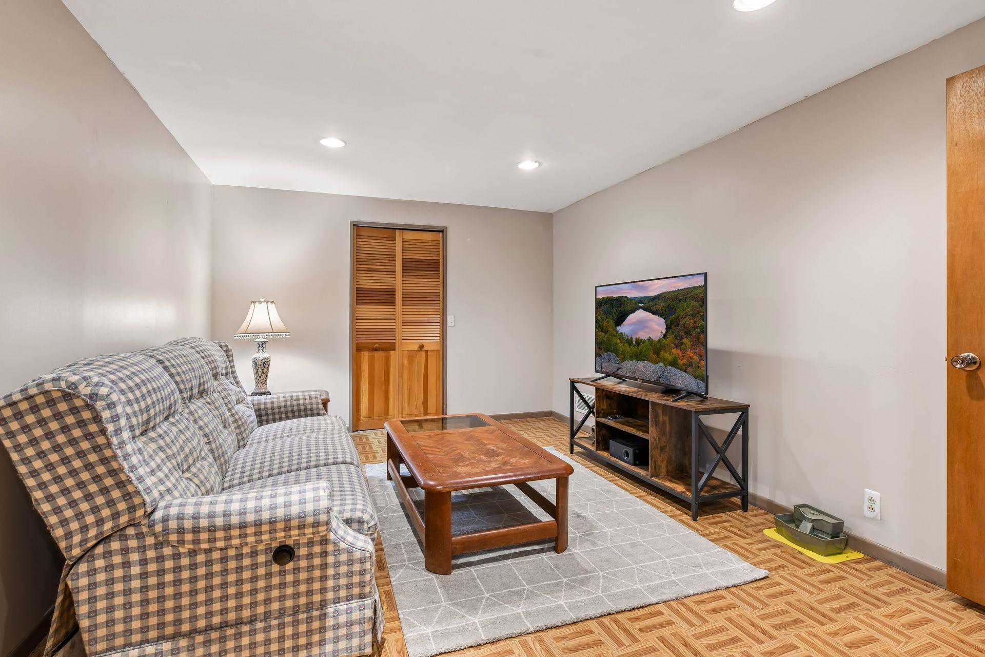 View of Residential at 2765 Ethel Avenue, Wayzata MN 55391, Wayzata (25 of 39) - Mike Wilen | Minnesota Team Real Estate
