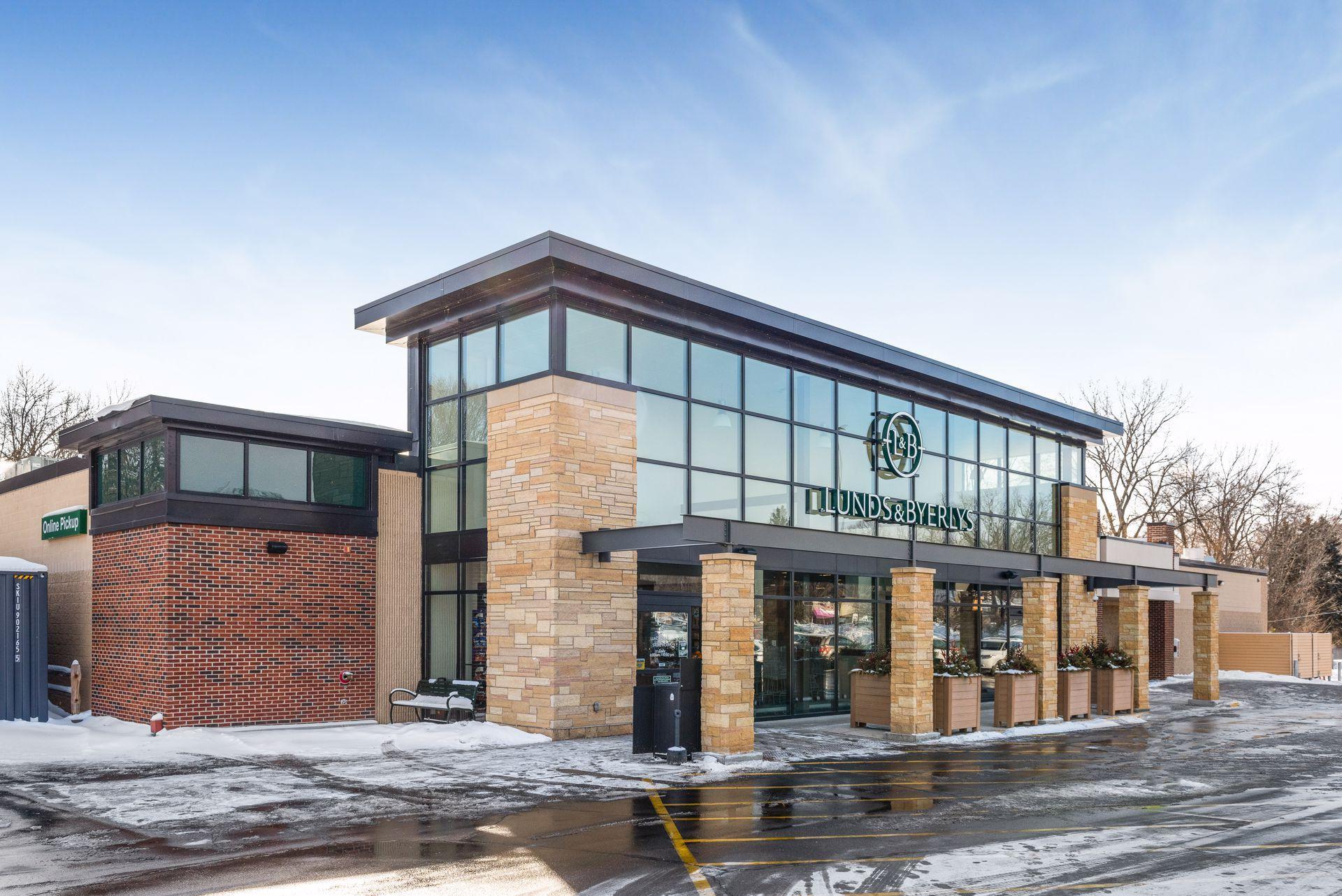 View of Residential at 2765 Ethel Avenue, Wayzata MN 55391, Wayzata (32 of 39) - Mike Wilen | Minnesota Team Real Estate