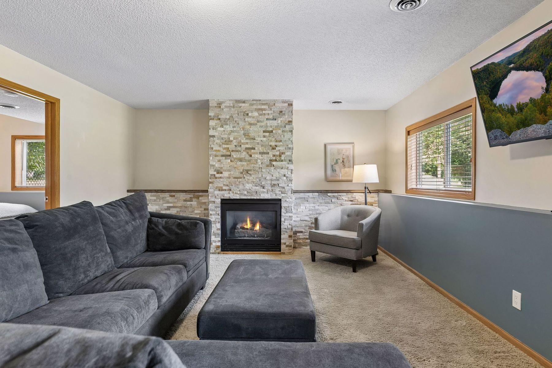 View of Residential at 1049 Bonnieview Drive, Woodbury MN 55129, Woodbury (28 of 43) - Mike Wilen | Minnesota Team Real Estate