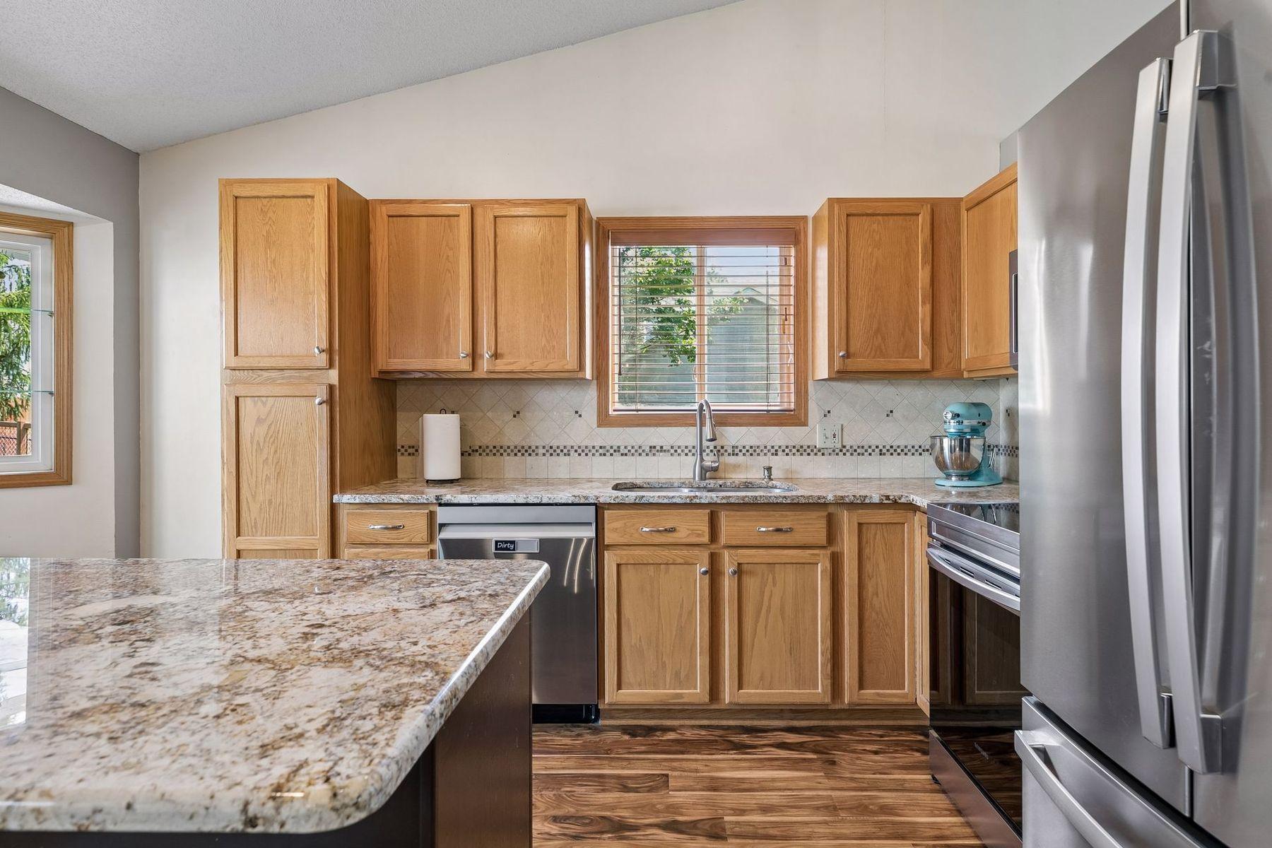 View of Residential at 1049 Bonnieview Drive, Woodbury MN 55129, Woodbury (13 of 43) - Mike Wilen | Minnesota Team Real Estate