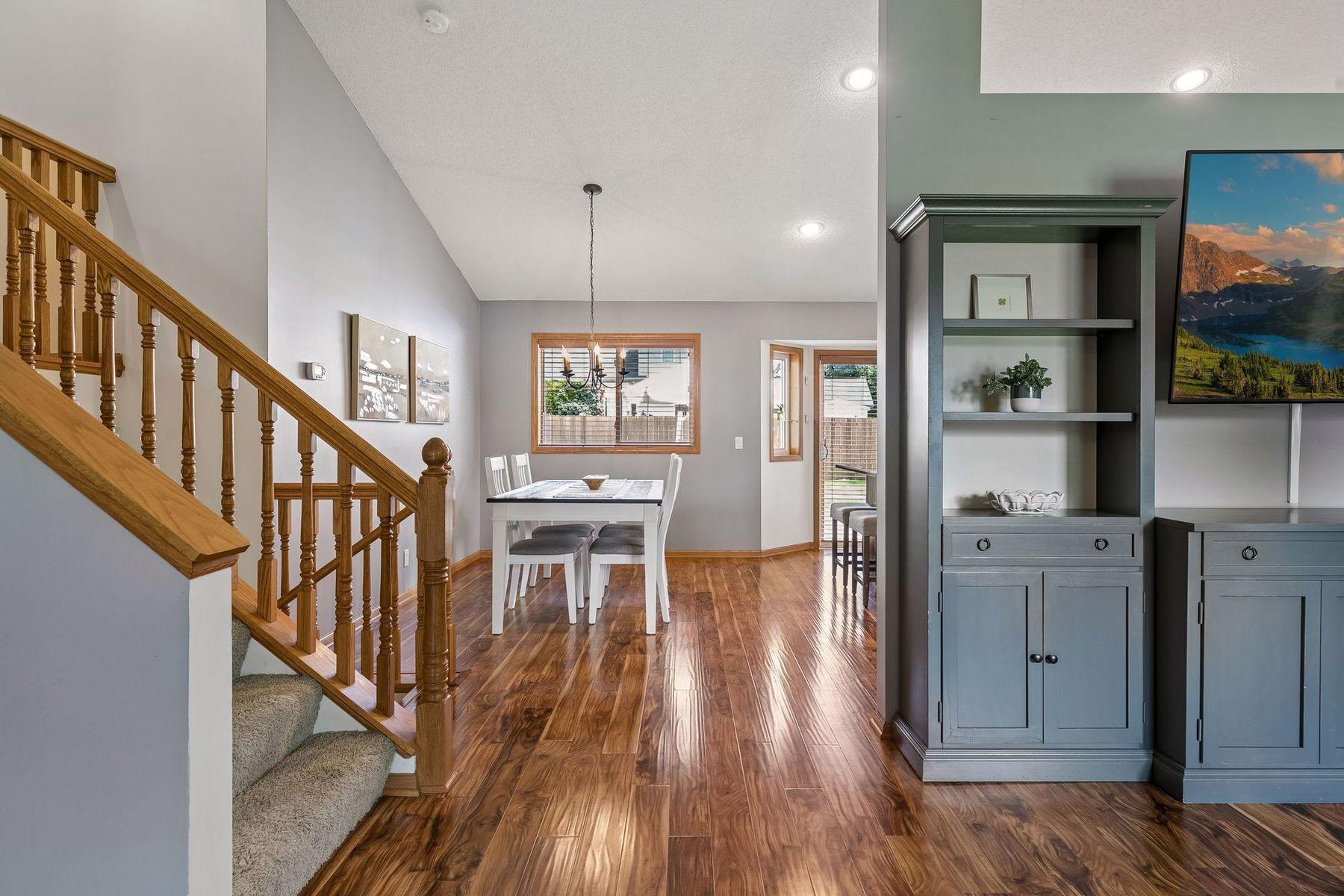 View of Residential at 1049 Bonnieview Drive, Woodbury MN 55129, Woodbury (10 of 43) - Mike Wilen | Minnesota Team Real Estate
