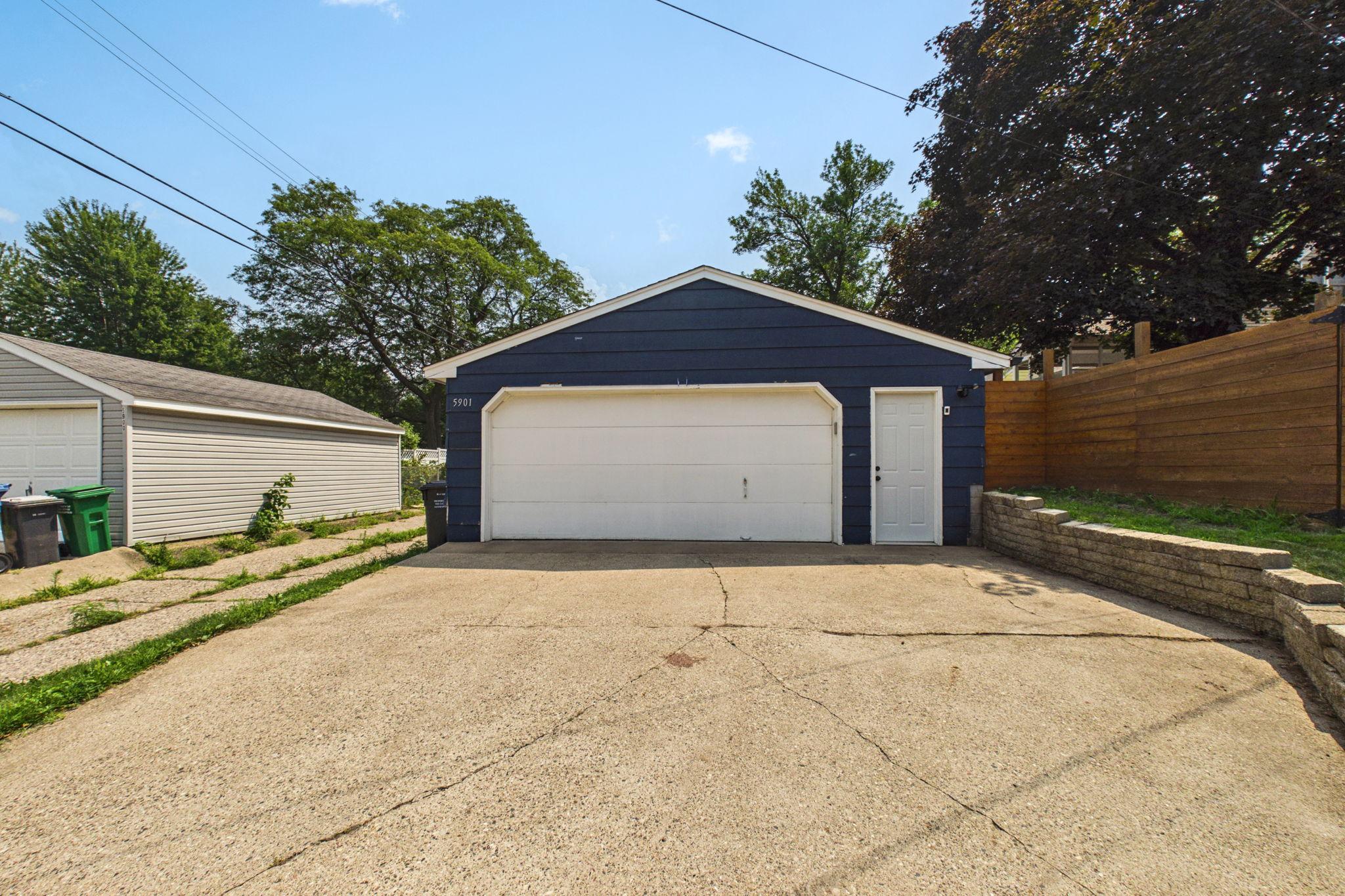 View of Residential at 5901 Thomas Avenue, Minneapolis MN 55410, Minneapolis (26 of 27) - Mike Wilen | Minnesota Team Real Estate