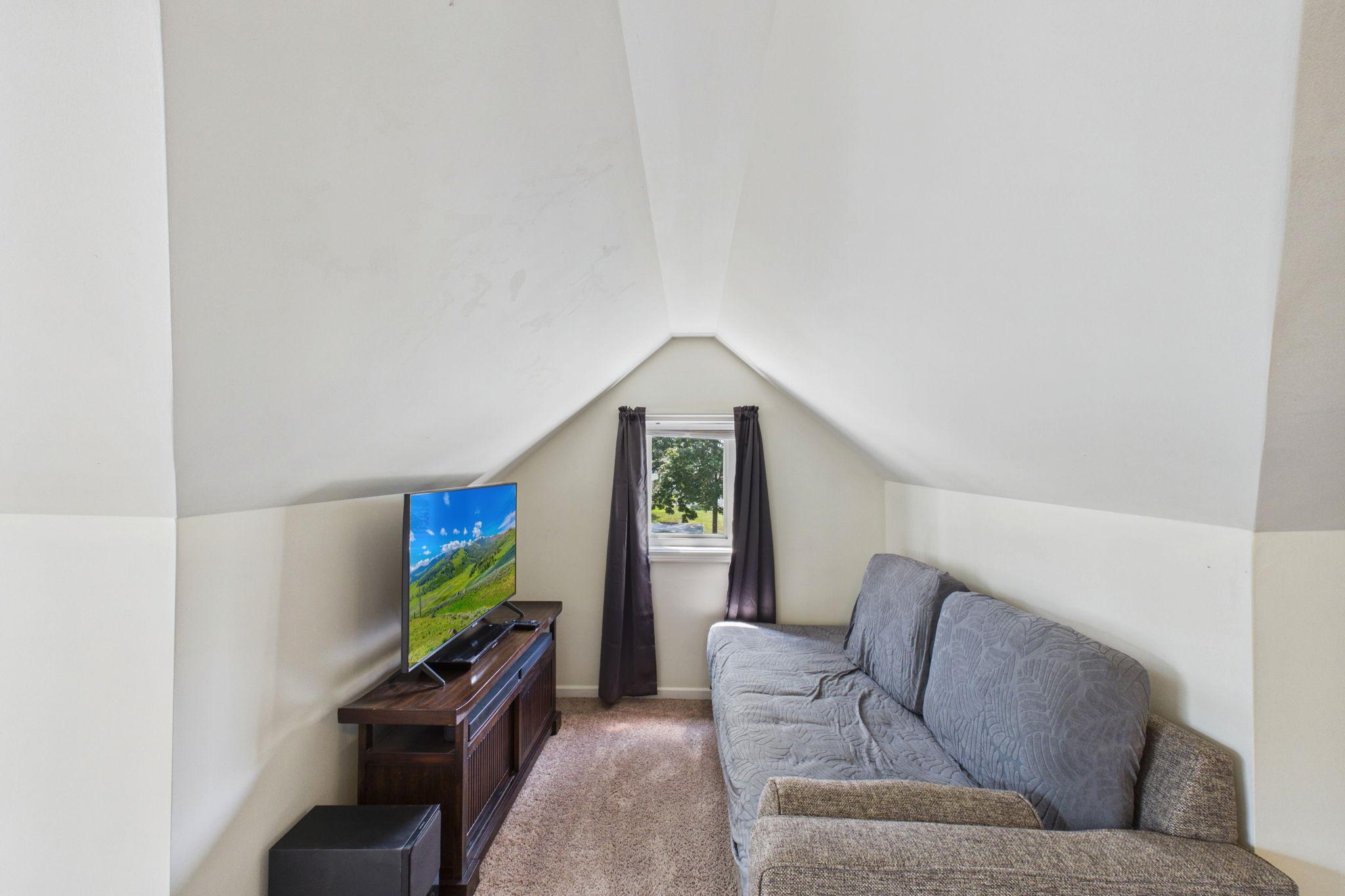 View of Residential at 5901 Thomas Avenue, Minneapolis MN 55410, Minneapolis (15 of 27) - Mike Wilen | Minnesota Team Real Estate