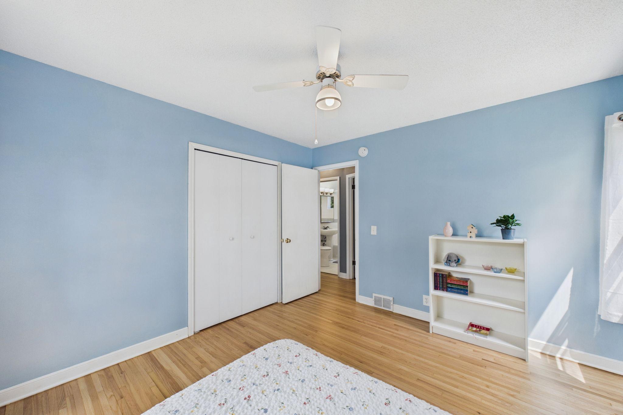 View of Residential at 5901 Thomas Avenue, Minneapolis MN 55410, Minneapolis (7 of 27) - Mike Wilen | Minnesota Team Real Estate