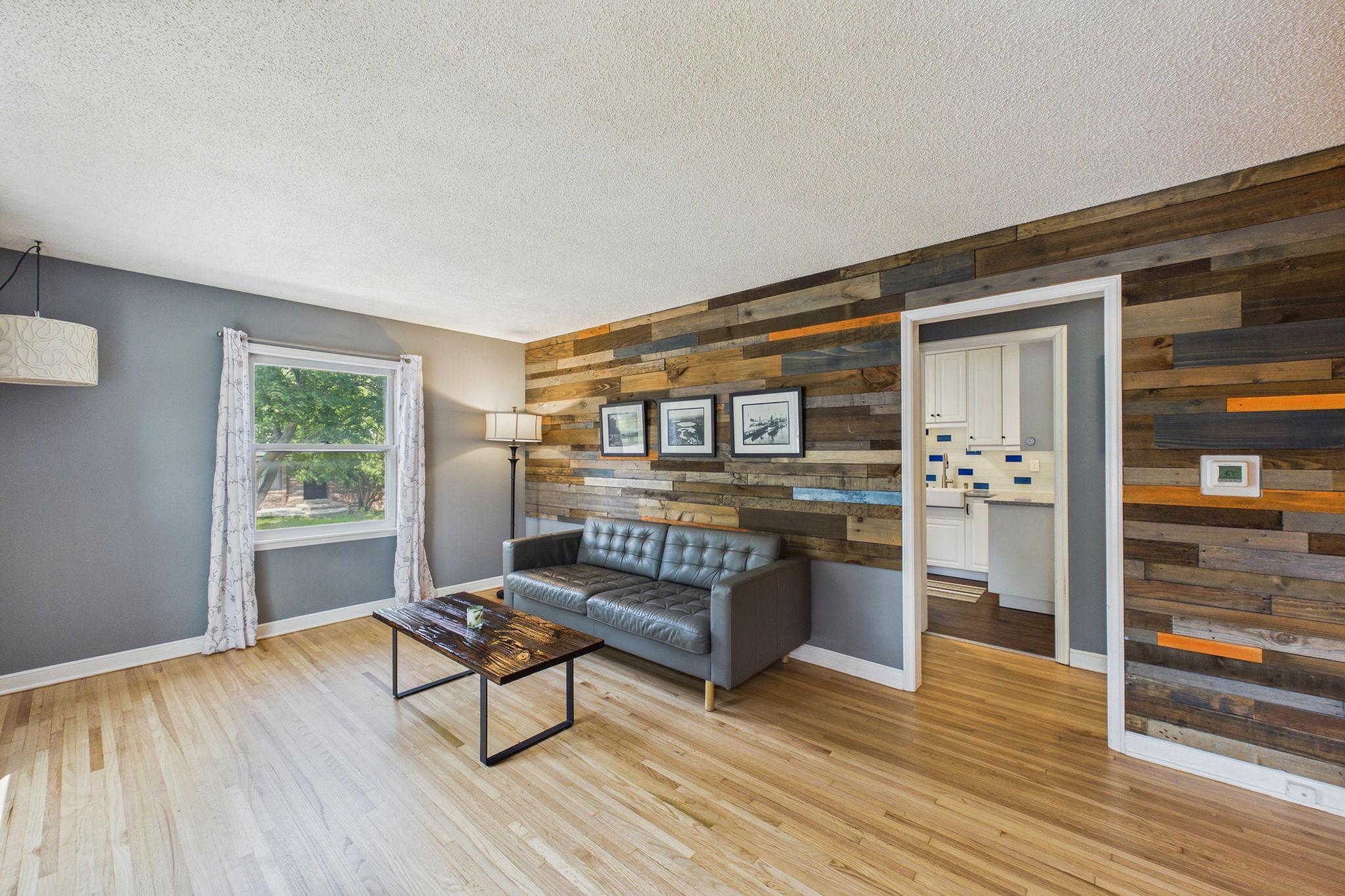 View of Residential at 5901 Thomas Avenue, Minneapolis MN 55410, Minneapolis (4 of 27) - Mike Wilen | Minnesota Team Real Estate