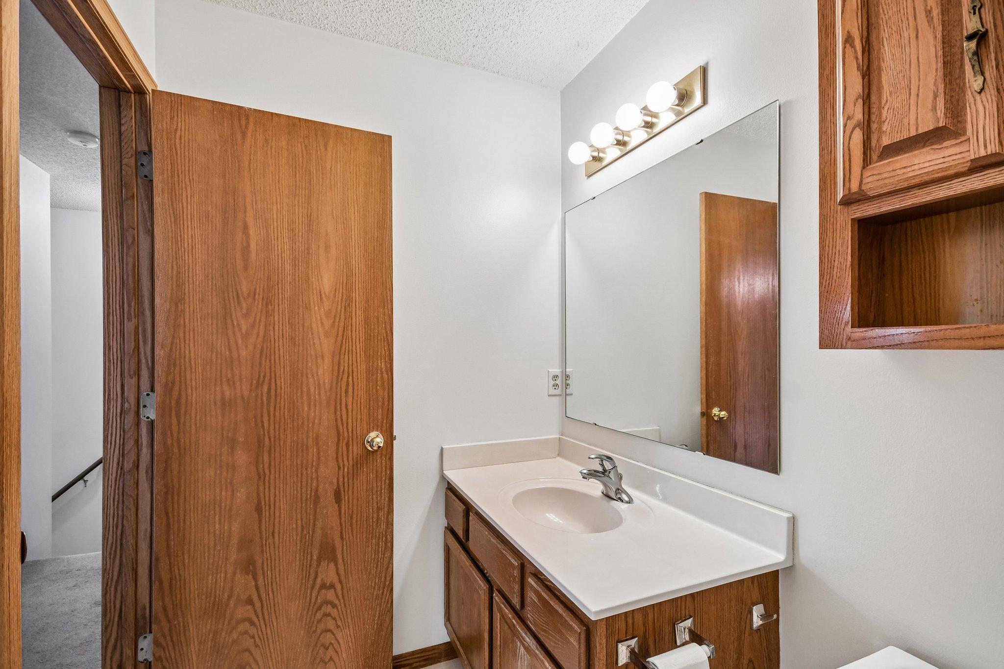 View of Residential at 2580 Bedford Court #16, Mendota Heights MN 55120, Mendota Heights (26 of 34) - Mike Wilen | Minnesota Team Real Estate