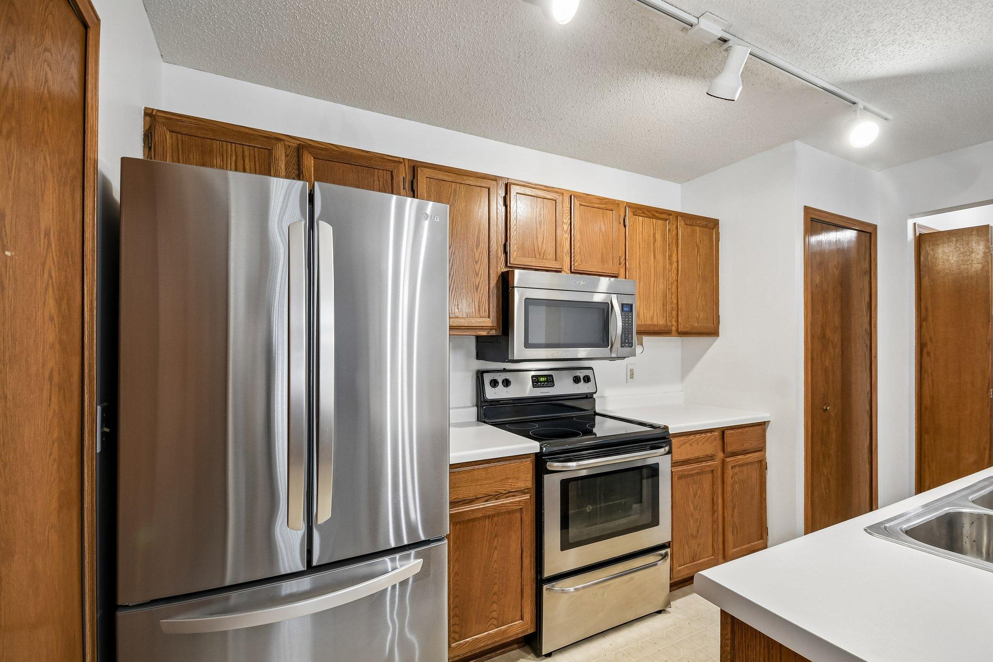 View of Residential at 2580 Bedford Court #16, Mendota Heights MN 55120, Mendota Heights (11 of 34) - Mike Wilen | Minnesota Team Real Estate