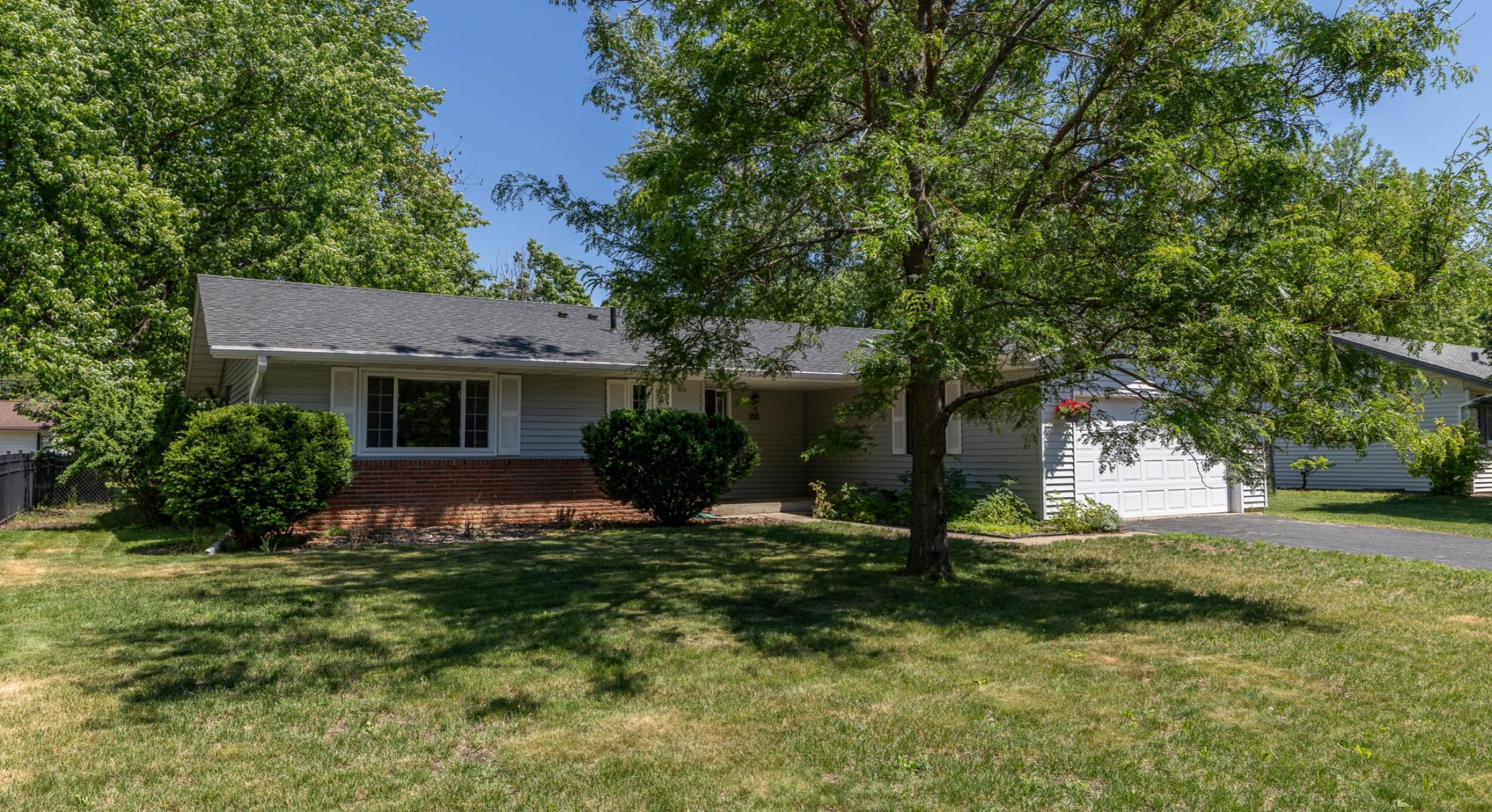 View of Residential at 991 Cortland Drive, Apple Valley MN 55124, Apple Valley - Mike Wilen | Minnesota Team Real Estate