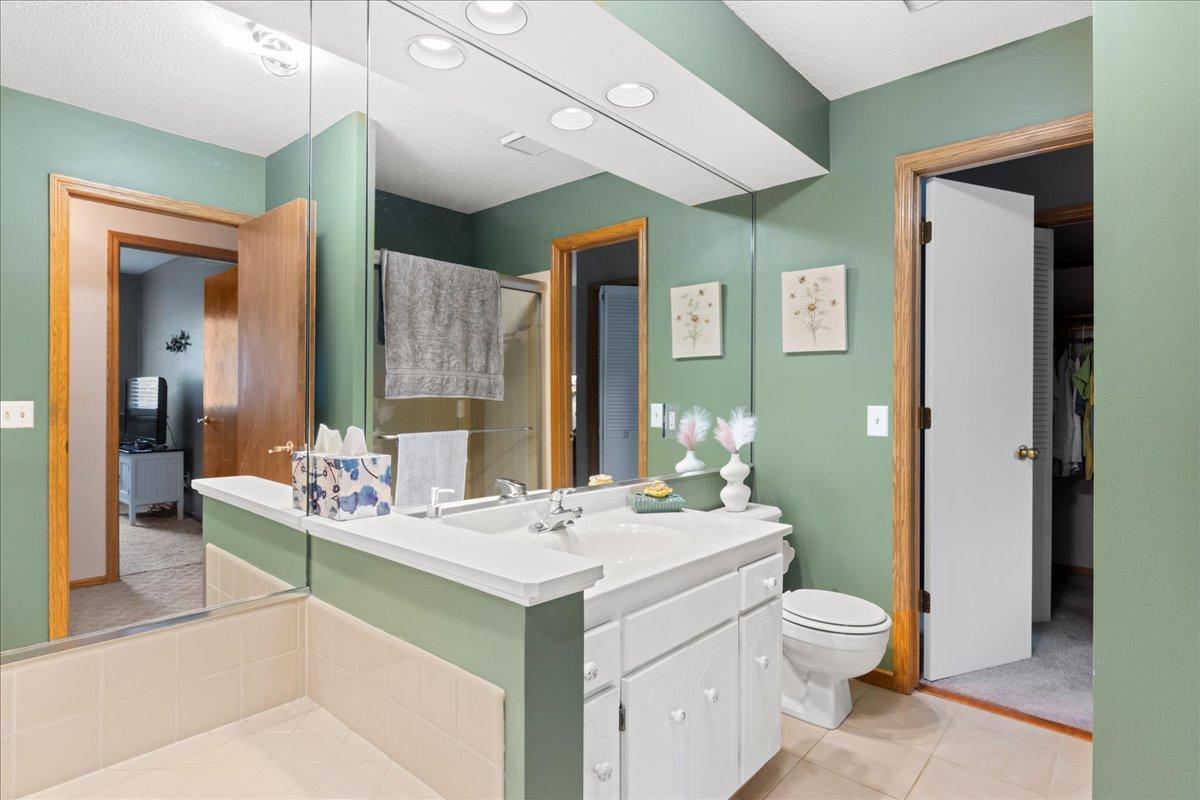 View of Residential at 4602 1/2 Penkwe Way, Eagan MN 55122, Eagan (17 of 21) - Mike Wilen | Minnesota Team Real Estate