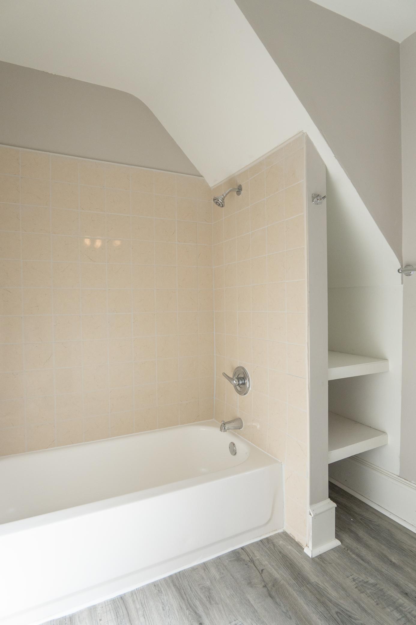 View of Residential at 1606 Concordia Avenue, Saint Paul MN 55104, Saint Paul (21 of 33) - Mike Wilen | Minnesota Team Real Estate