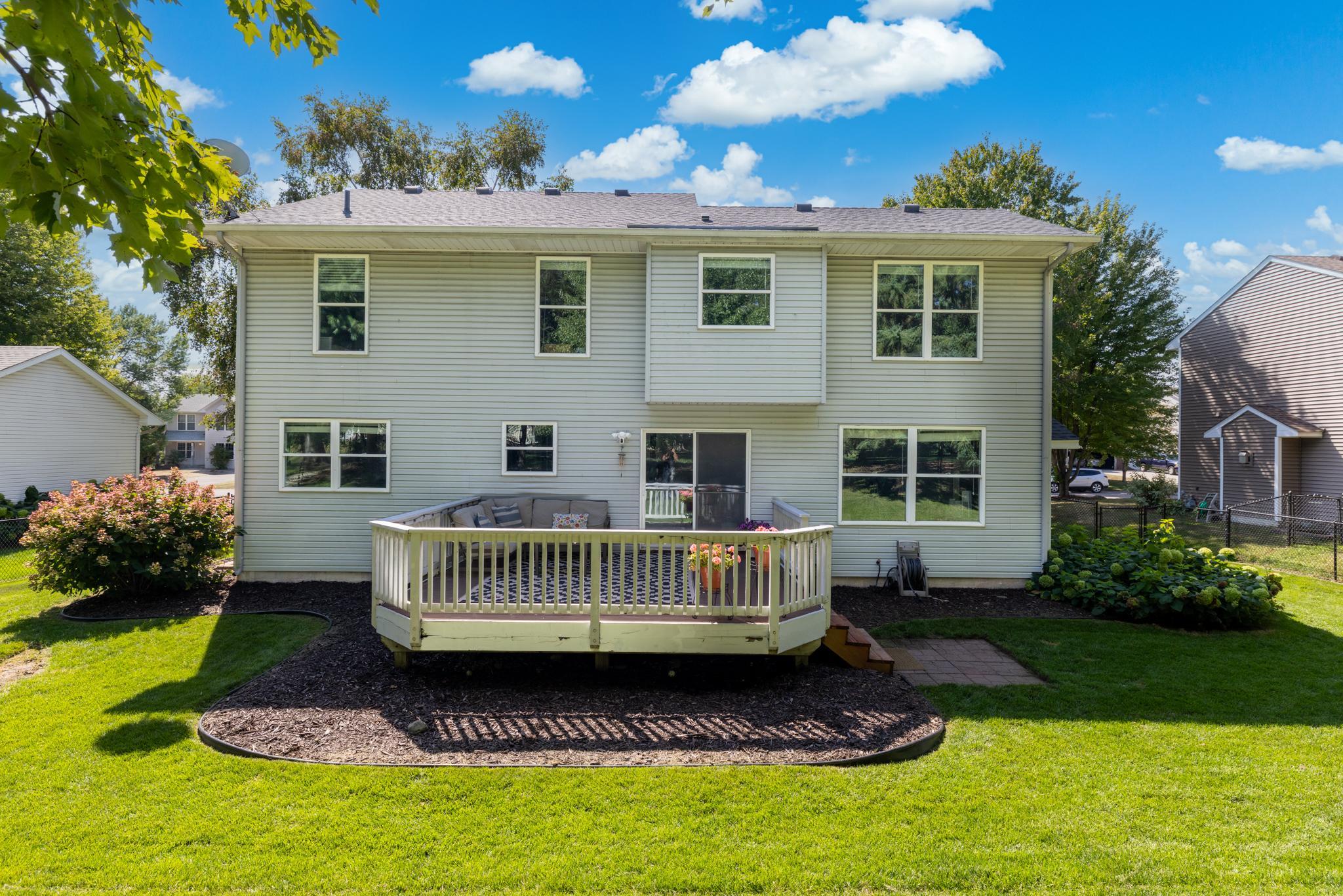 View of Residential at 8106 Greenbriar Lane, Woodbury MN 55125, Woodbury (48 of 59) - Mike Wilen | Minnesota Team Real Estate