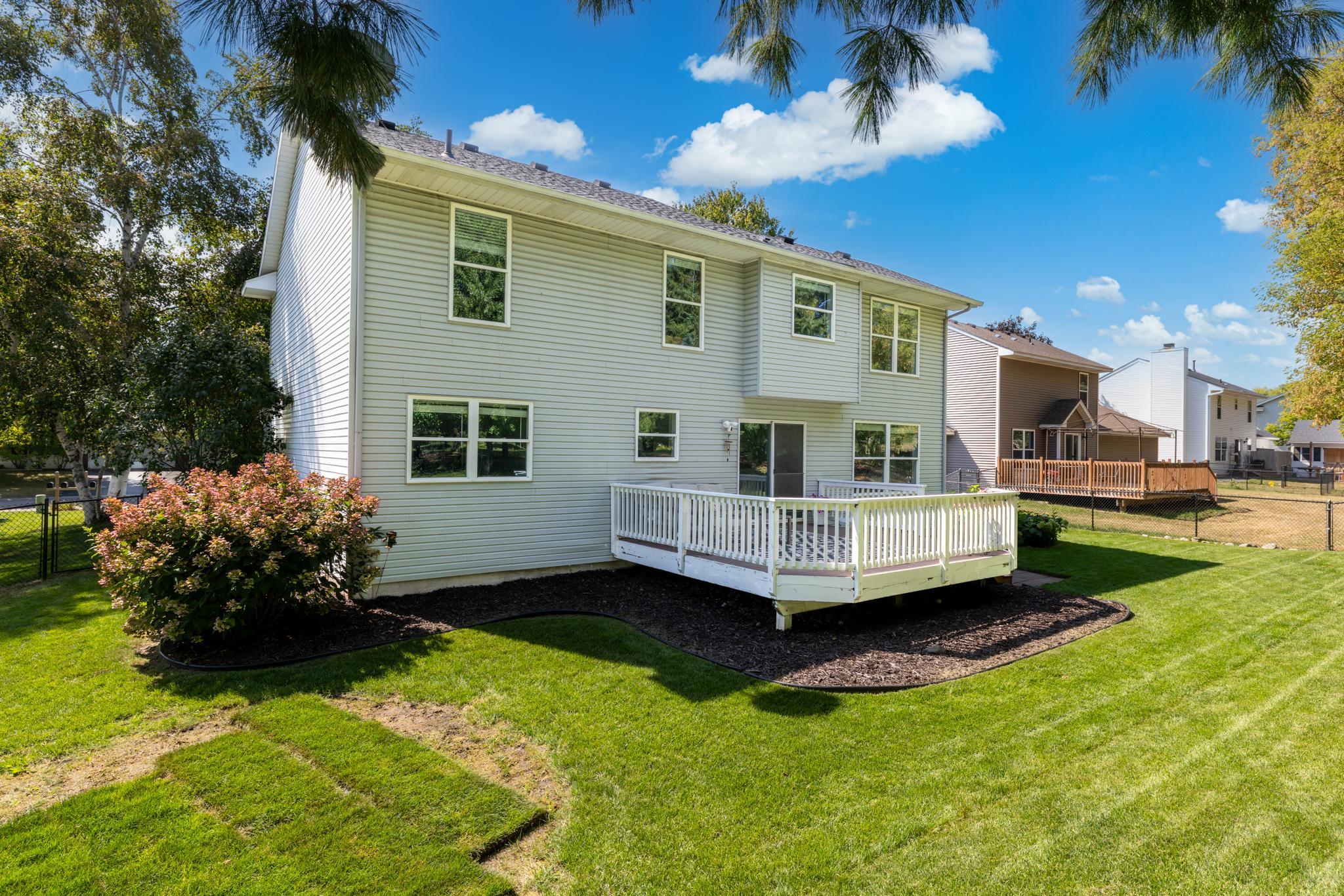 View of Residential at 8106 Greenbriar Lane, Woodbury MN 55125, Woodbury (47 of 59) - Mike Wilen | Minnesota Team Real Estate