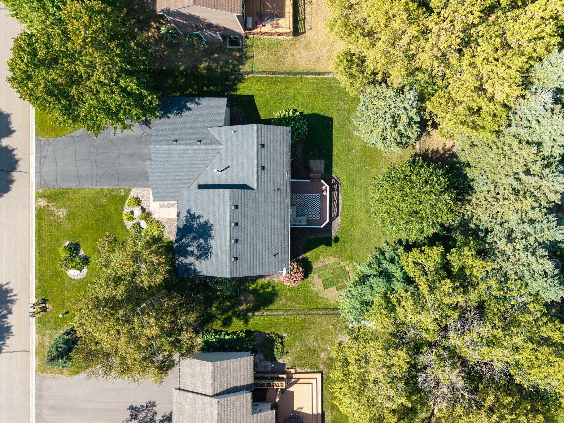 View of Residential at 8106 Greenbriar Lane, Woodbury MN 55125, Woodbury (53 of 59) - Mike Wilen | Minnesota Team Real Estate