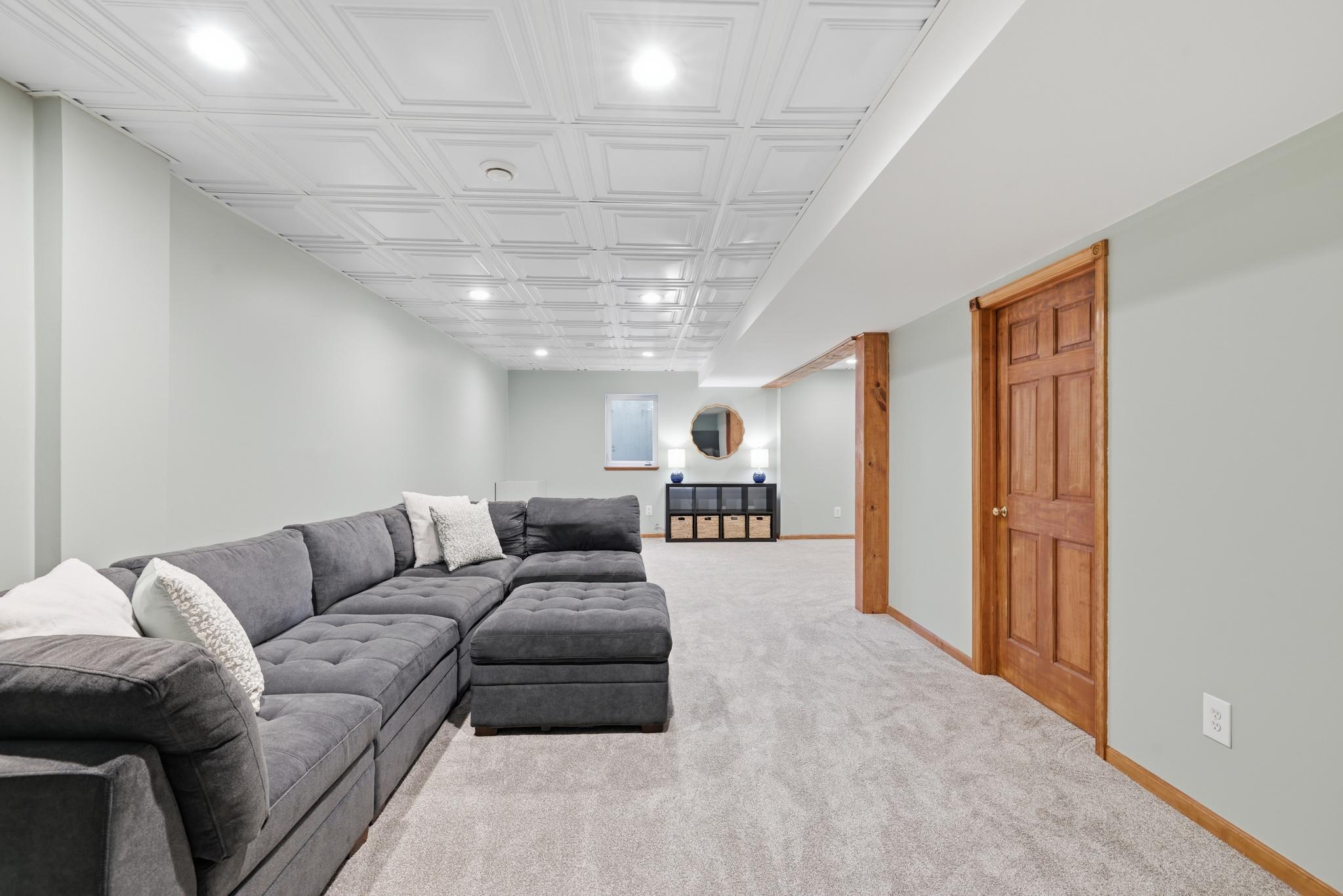 View of Residential at 8106 Greenbriar Lane, Woodbury MN 55125, Woodbury (40 of 59) - Mike Wilen | Minnesota Team Real Estate