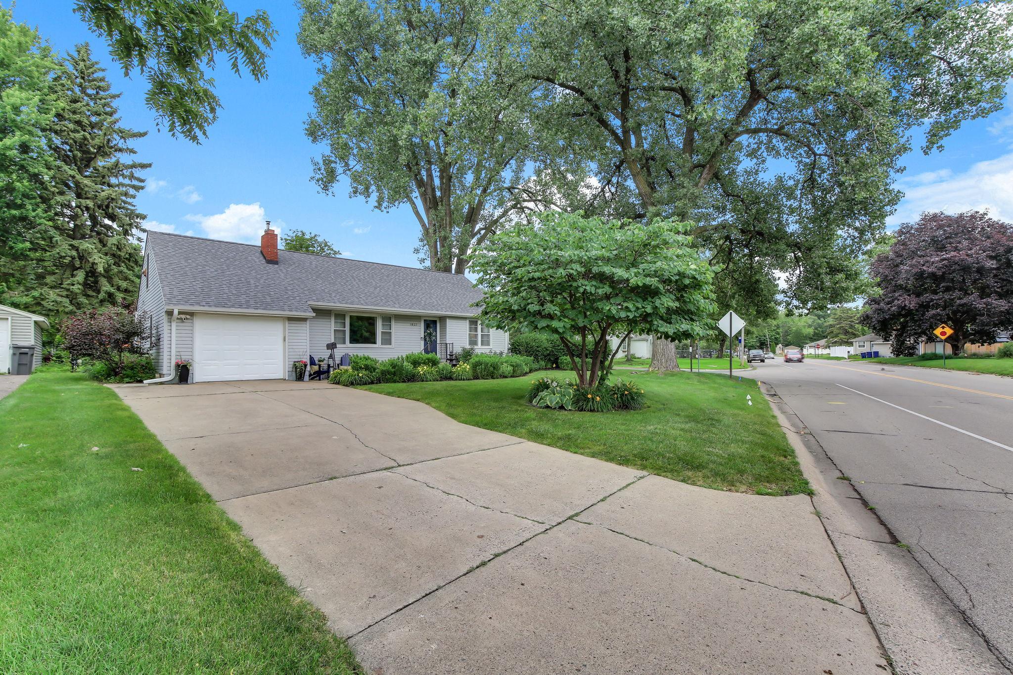 View of Residential at 1827 44th Avenue, Columbia Heights MN 55421, Columbia Heights (3 of 44) - Mike Wilen | Minnesota Team Real Estate