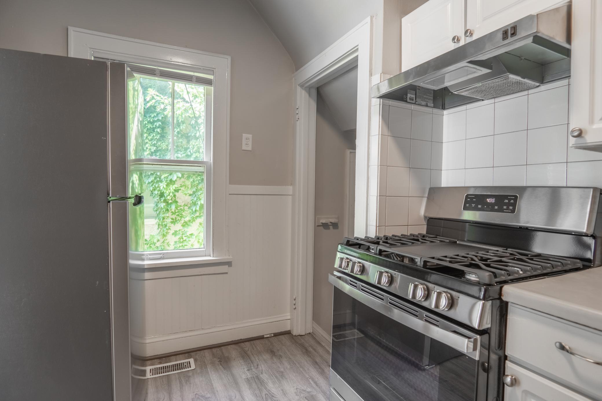 View of Residential at 4020 Emerson Avenue N, Minneapolis MN 55412, Minneapolis (4 of 23) - Mike Wilen | Minnesota Team Real Estate
